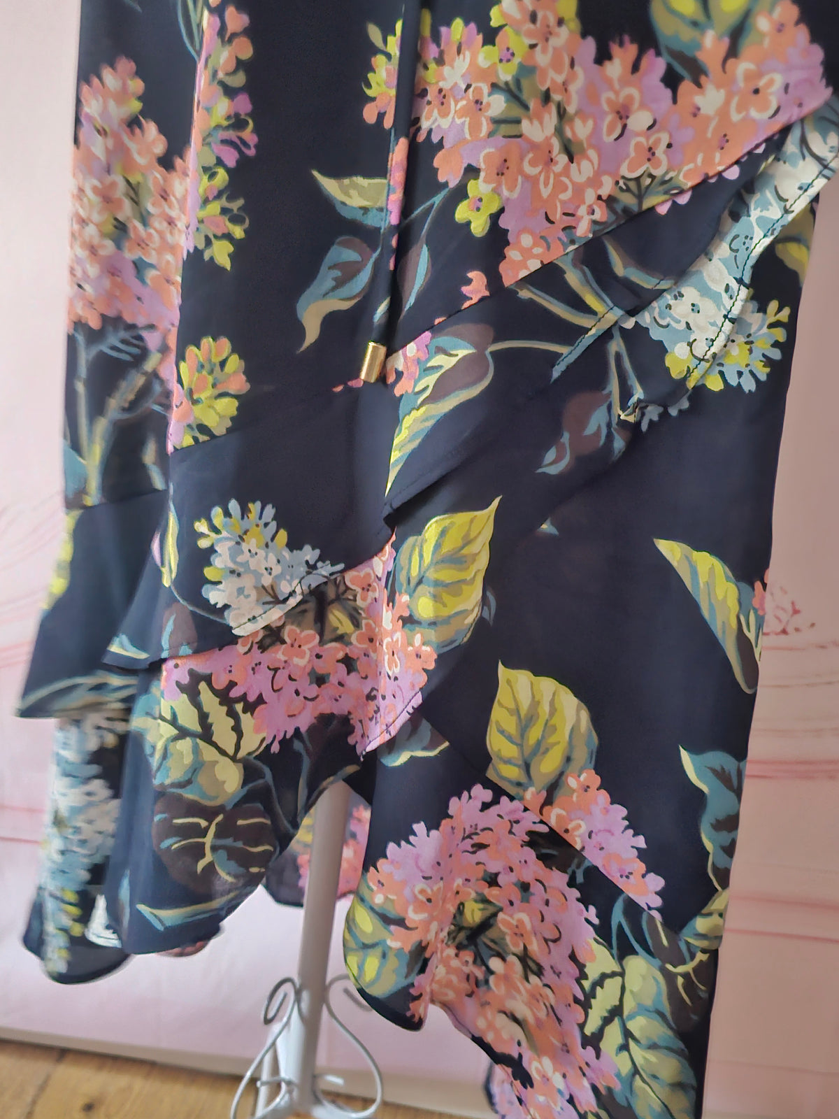 Ladies Oasis floral Maxi dress