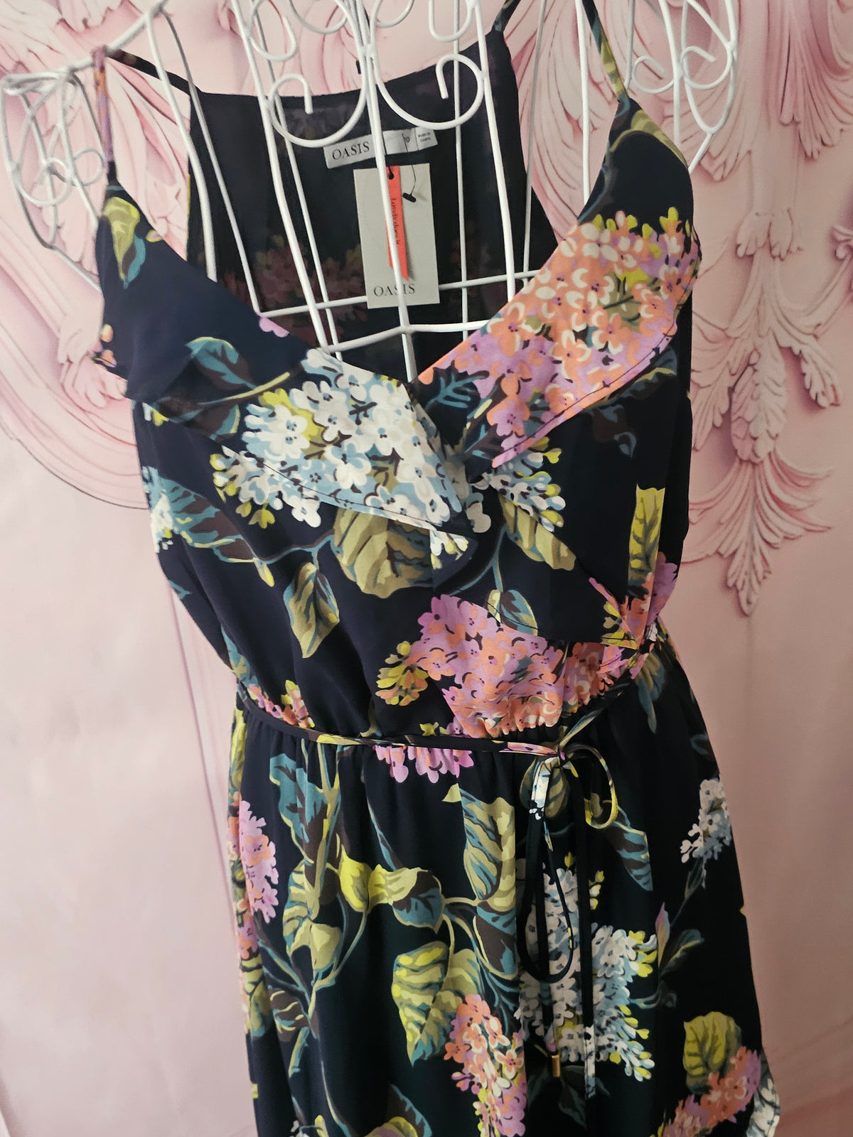 Ladies Oasis floral Maxi dress