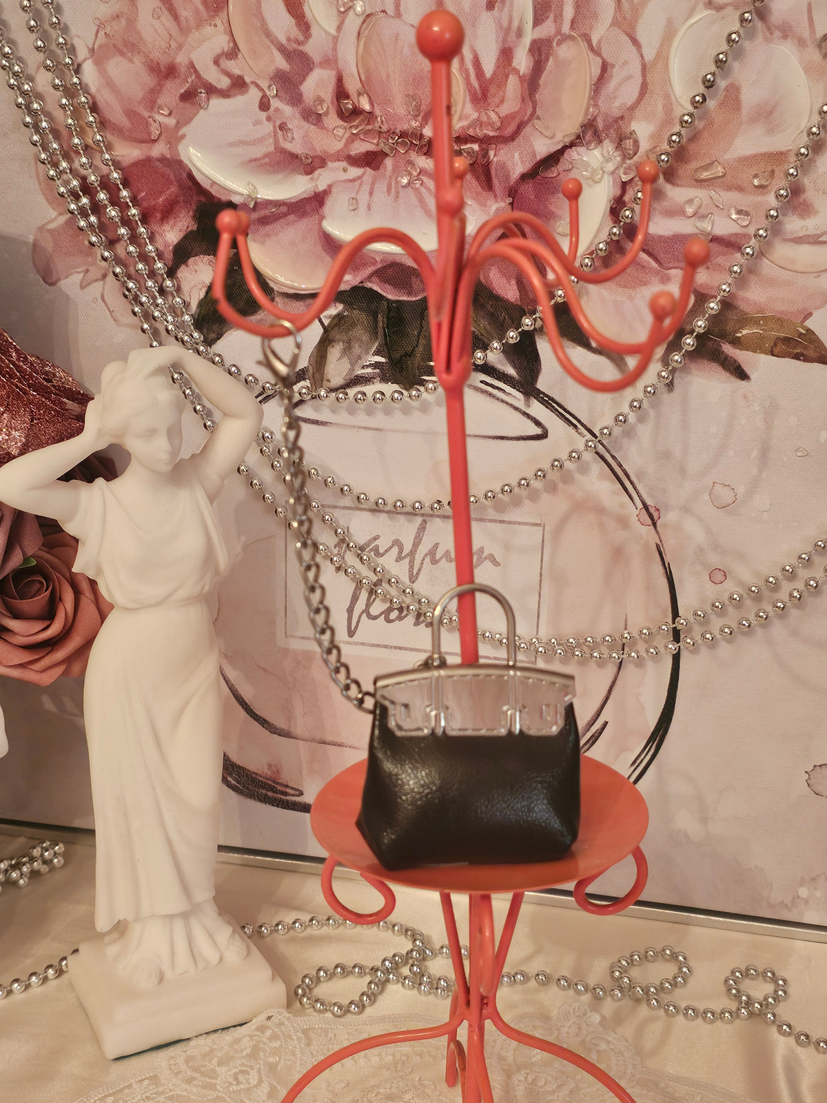 Ladies Classy Handbag or Purse Accessorie