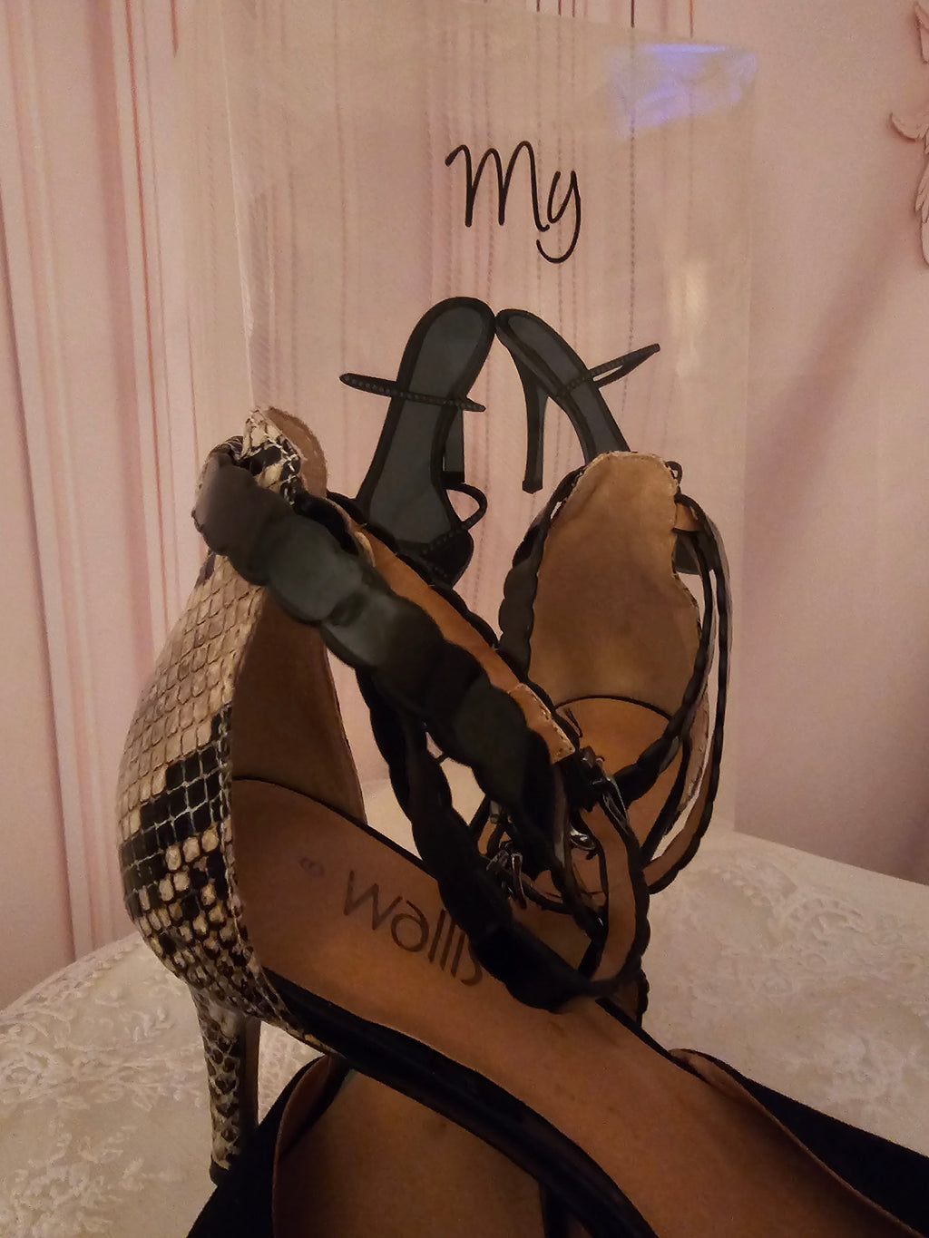 Ladies Wallis Ankle Strap Pointed toes Ankle Strap Heels