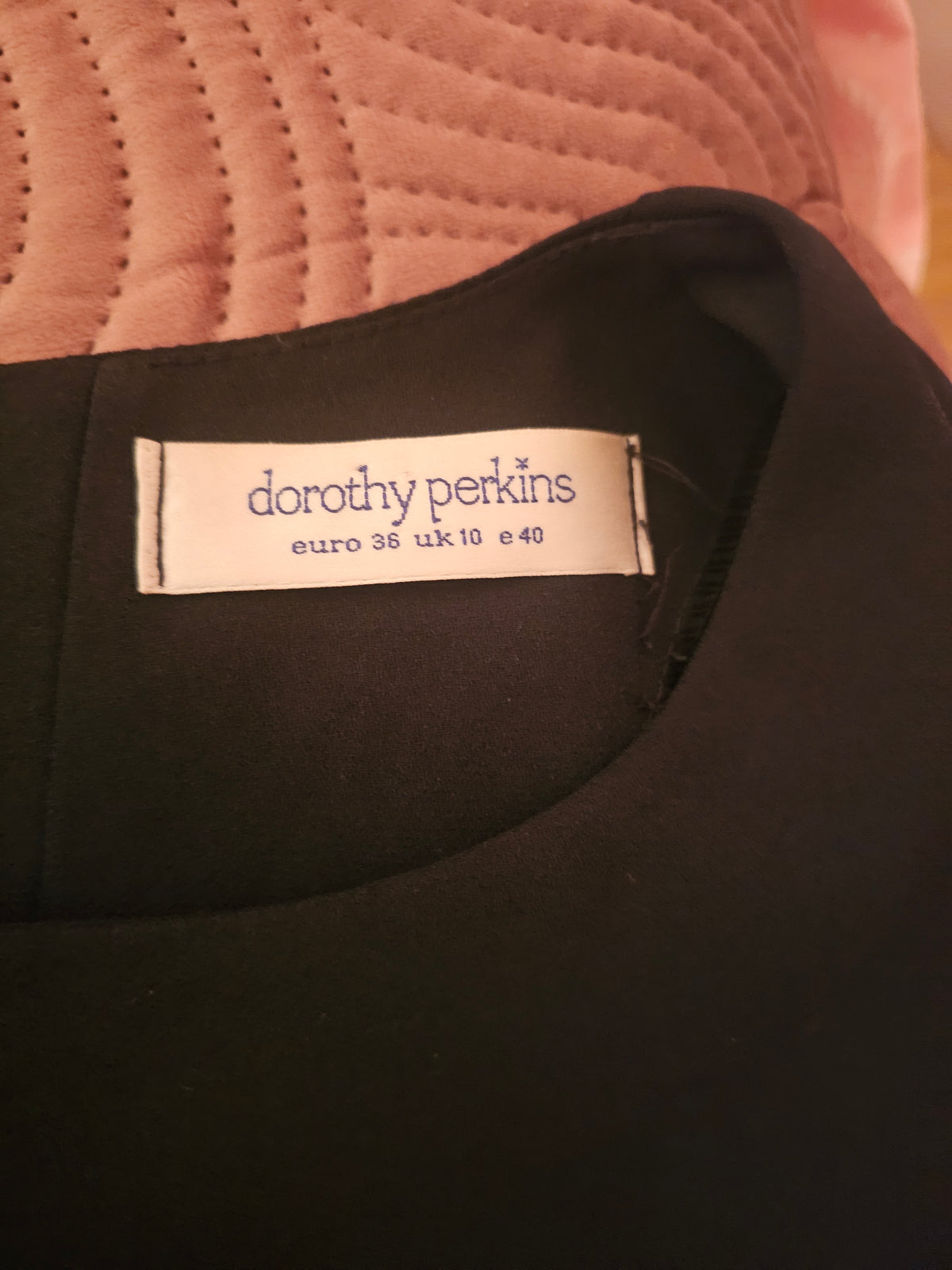 Ladies Dorothy Perkins Black Buttoned back Crop Top