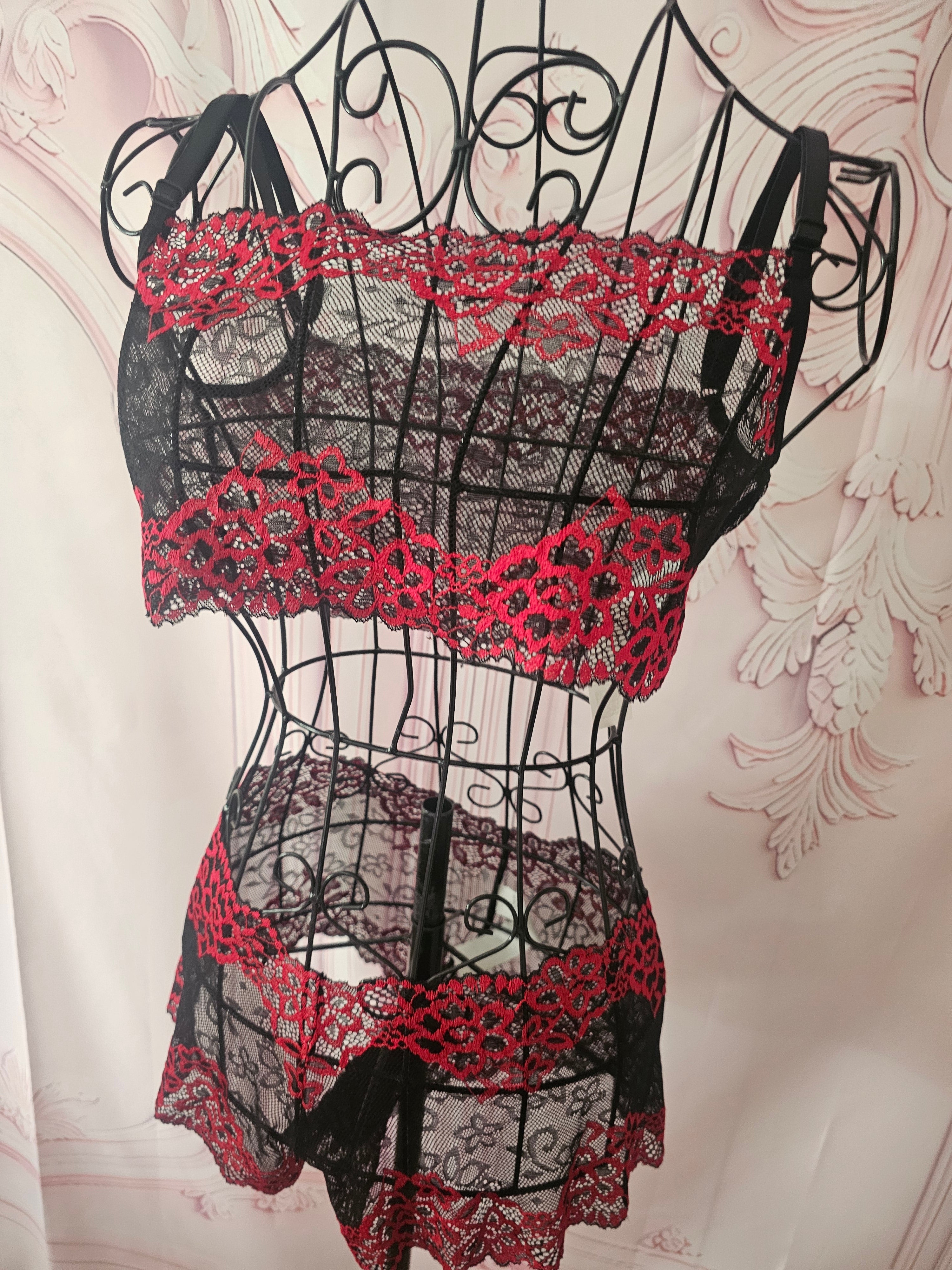 Ladies Red & Black Lacy Underwear  Set with Matching Stockings