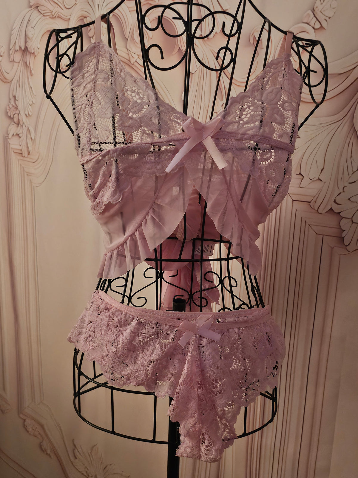 Ladies x 2 Negligee Sets 1 x pink 1 x green