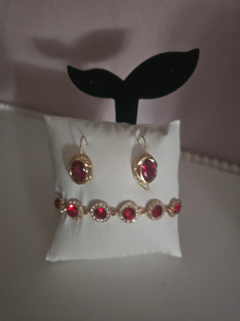 Ladies red Ruby drop pendant earrings with matching bracelet
