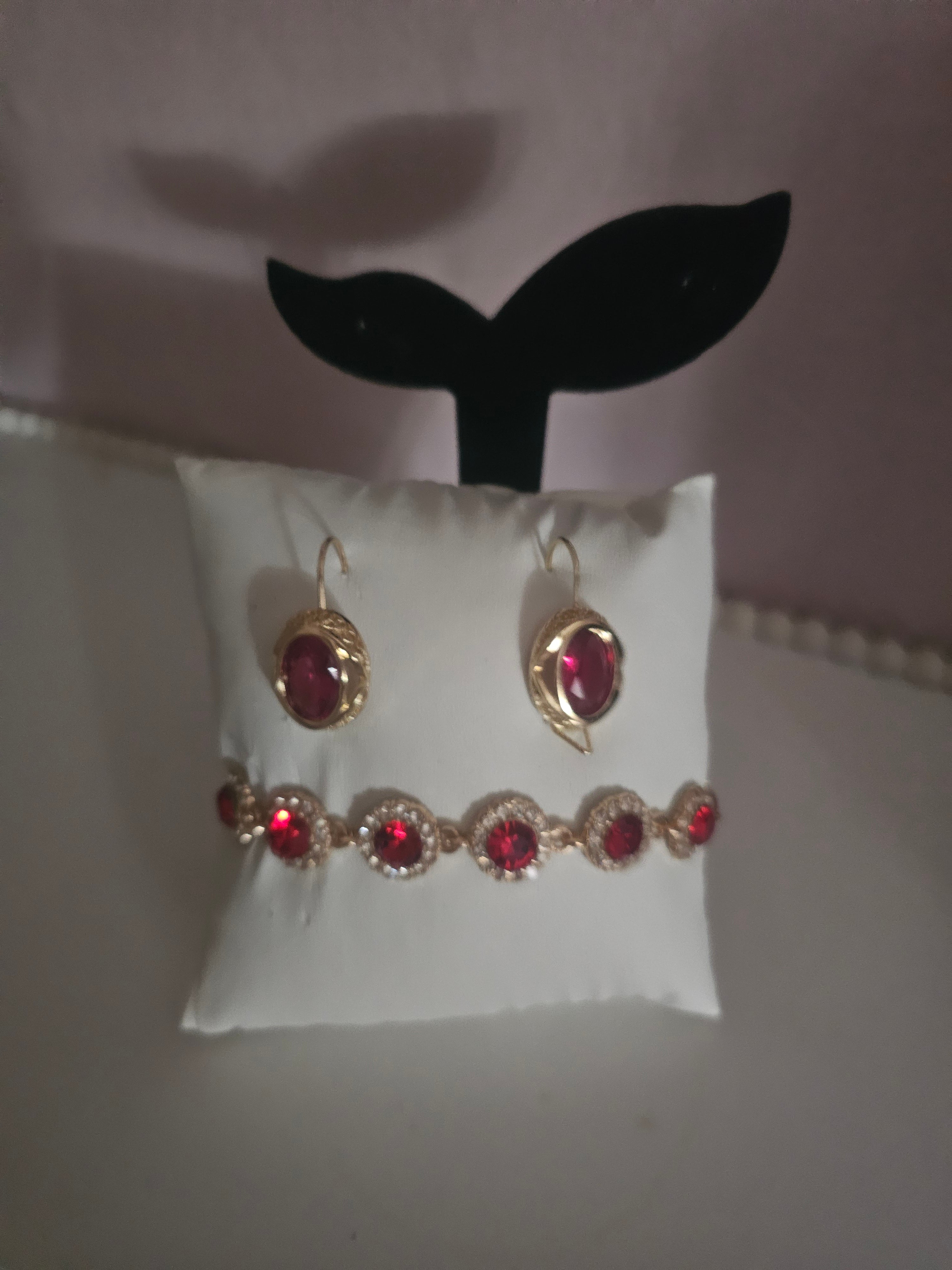 Ladies red Ruby drop pendant earrings with matching bracelet