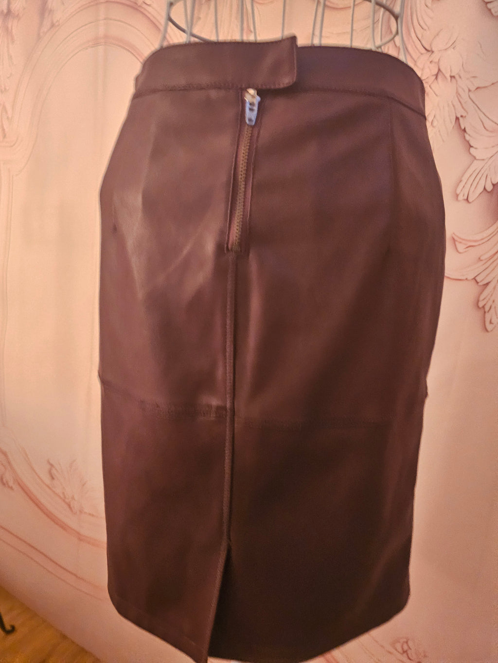 Ladies Viva Leather Look Mauve Skirt