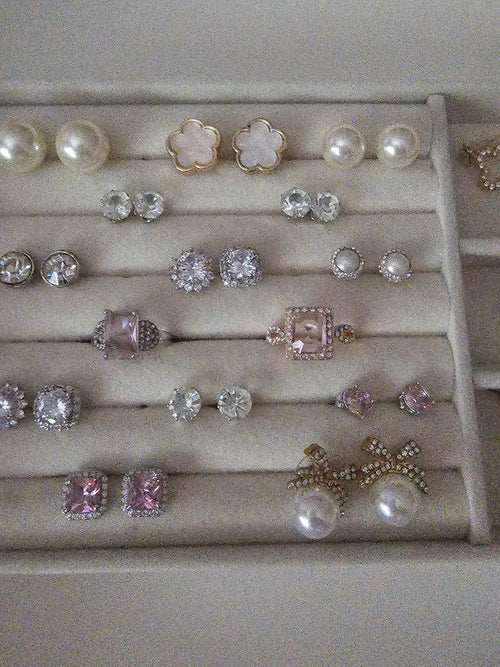 Collection of Stud earrings