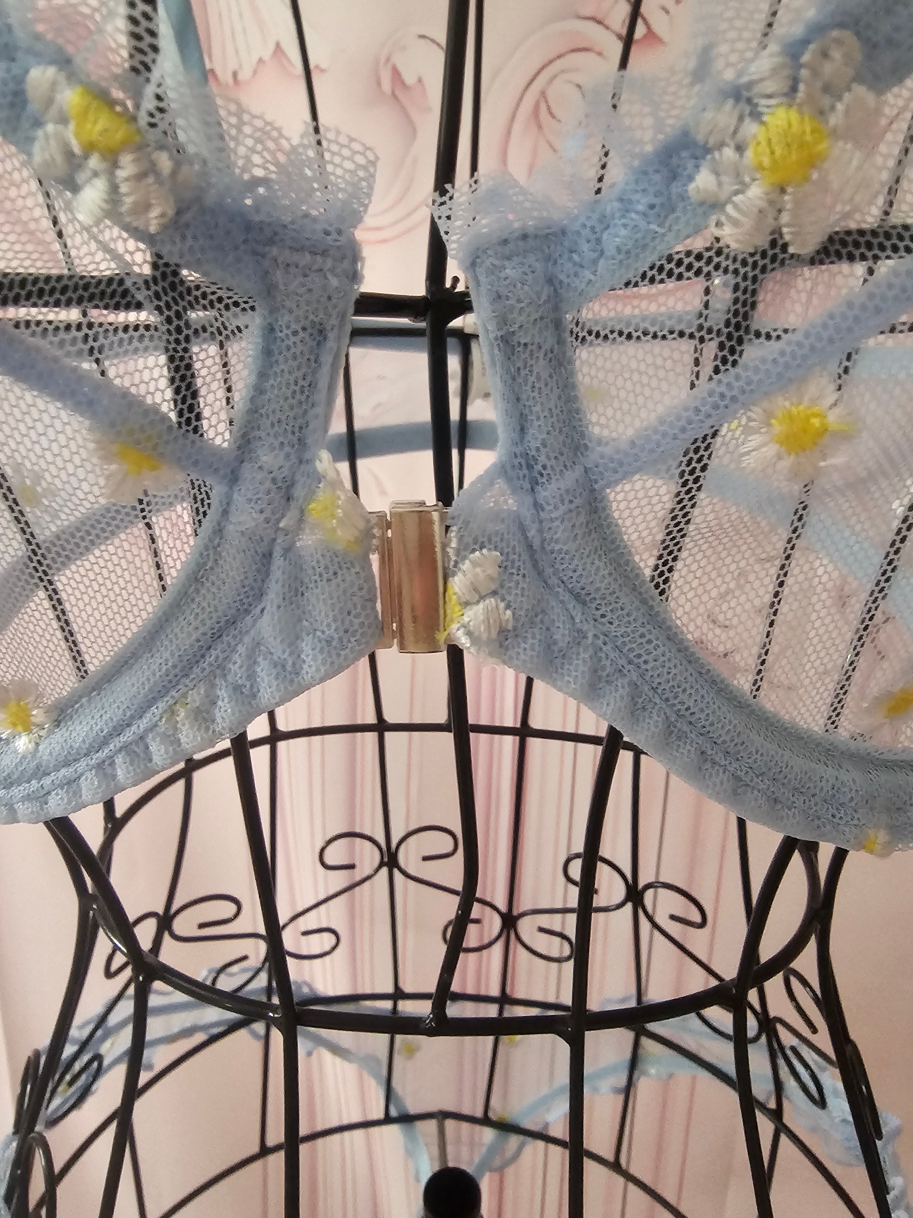 Ladies Blue Daisy Design Underwear Set