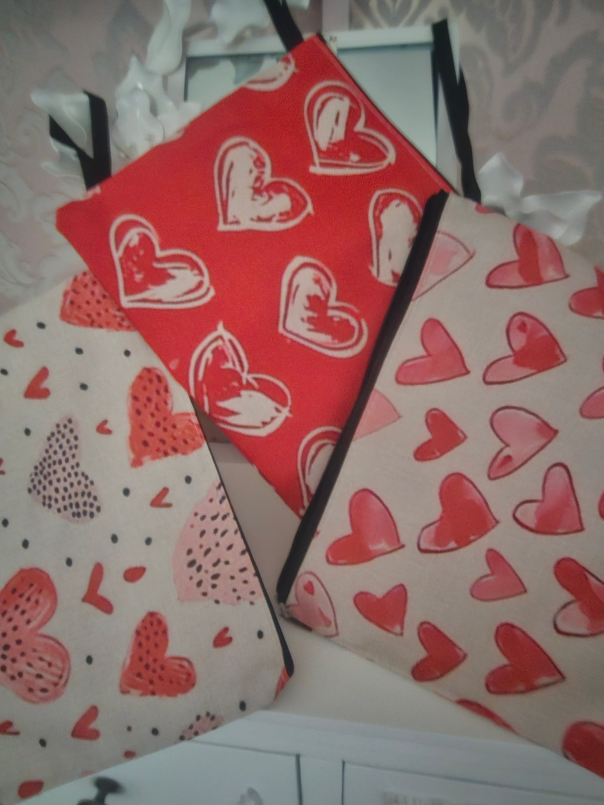 Ladies x 3 Large cosmetic bags