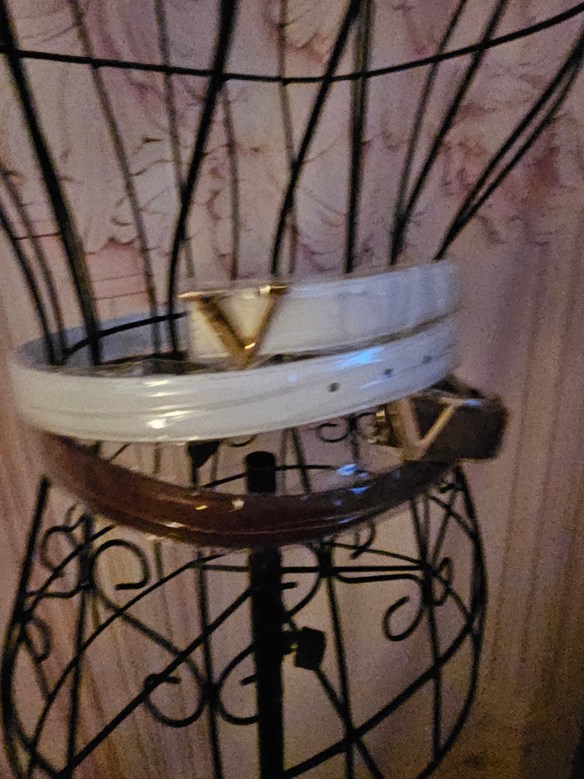 Ladies 2 x Belts with V Design Buckle 1 x white 1 x brown