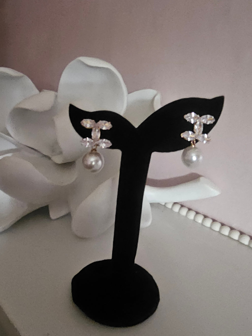 Ladies Chanel deign earrings