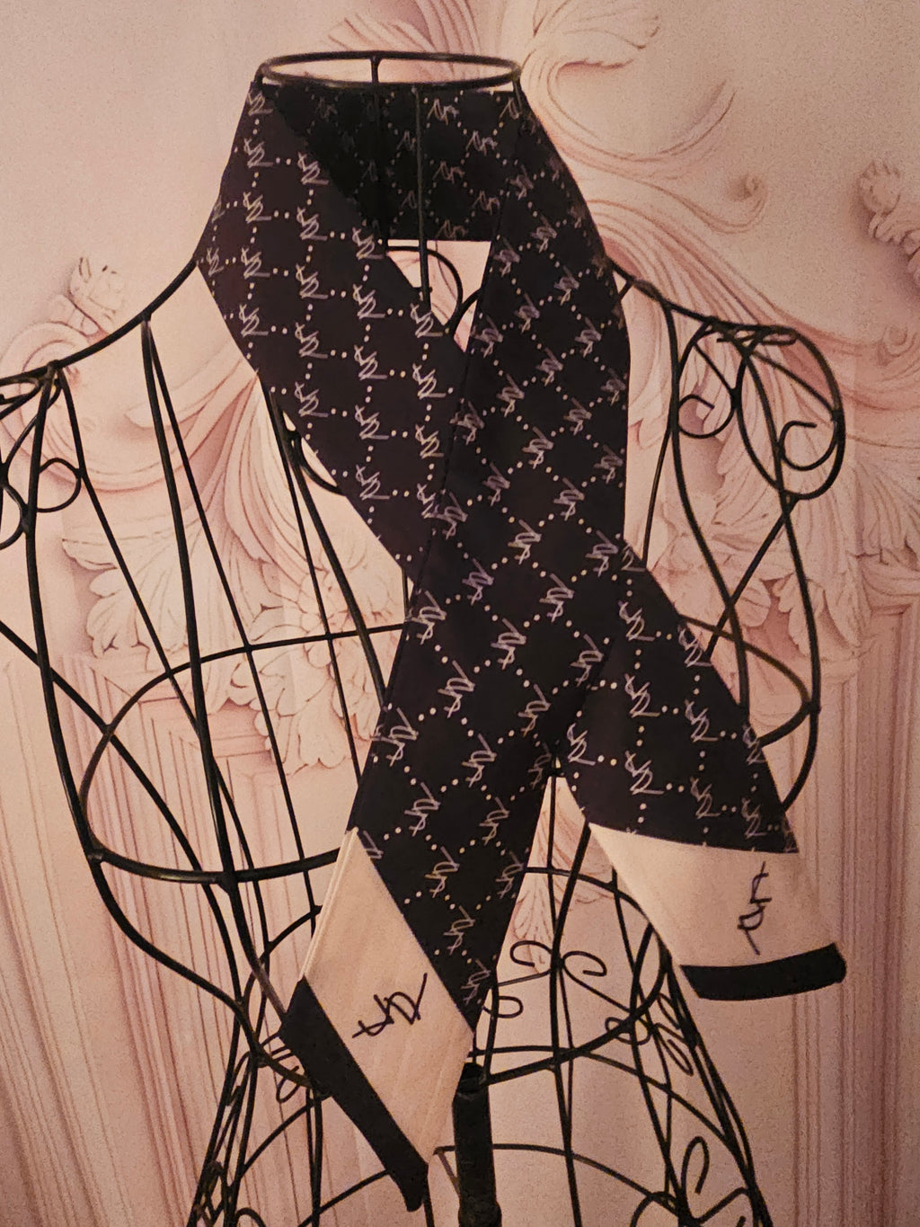 Ladies Black & Cream Silk Neck Tie Scarf