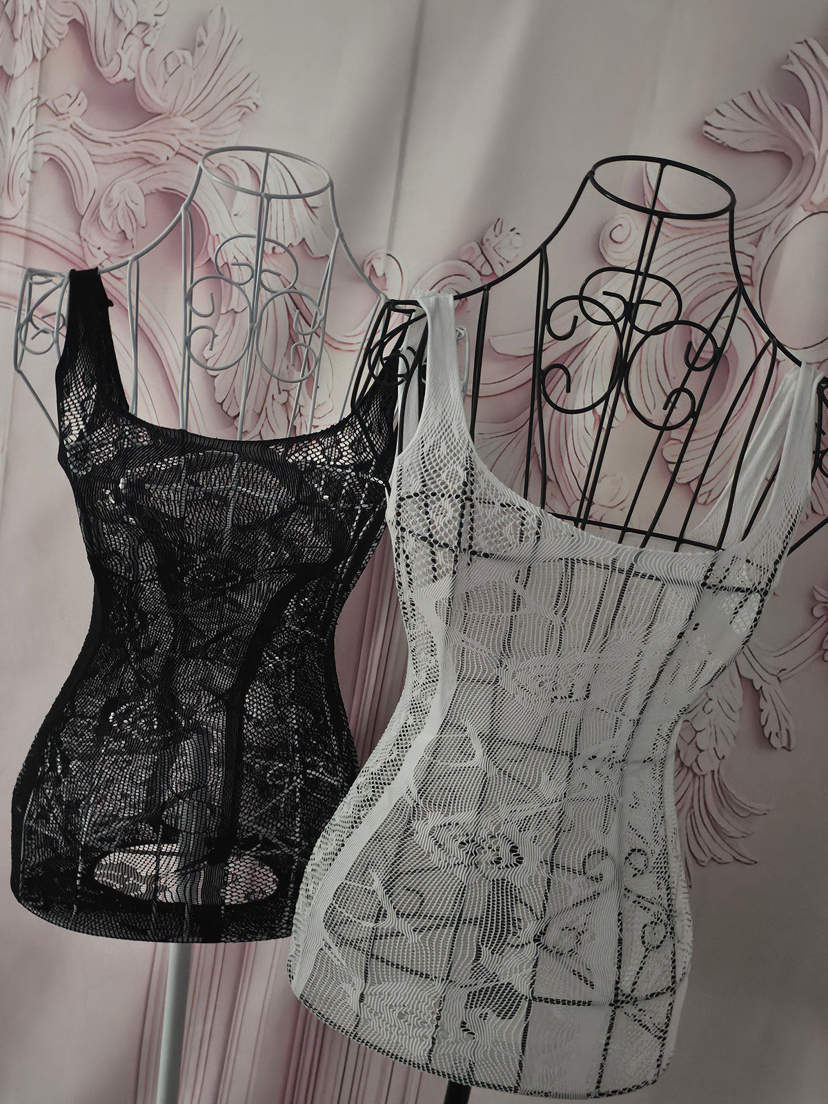 Ladies 2 x lacy cami tops