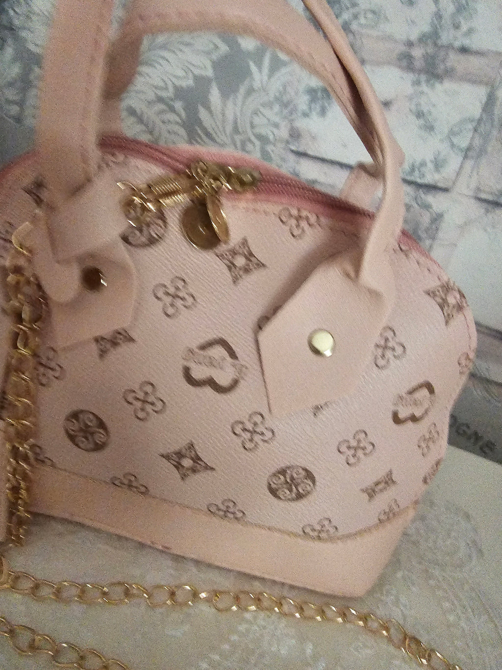 Ladies Small Louis Vuitton design Handbags x3