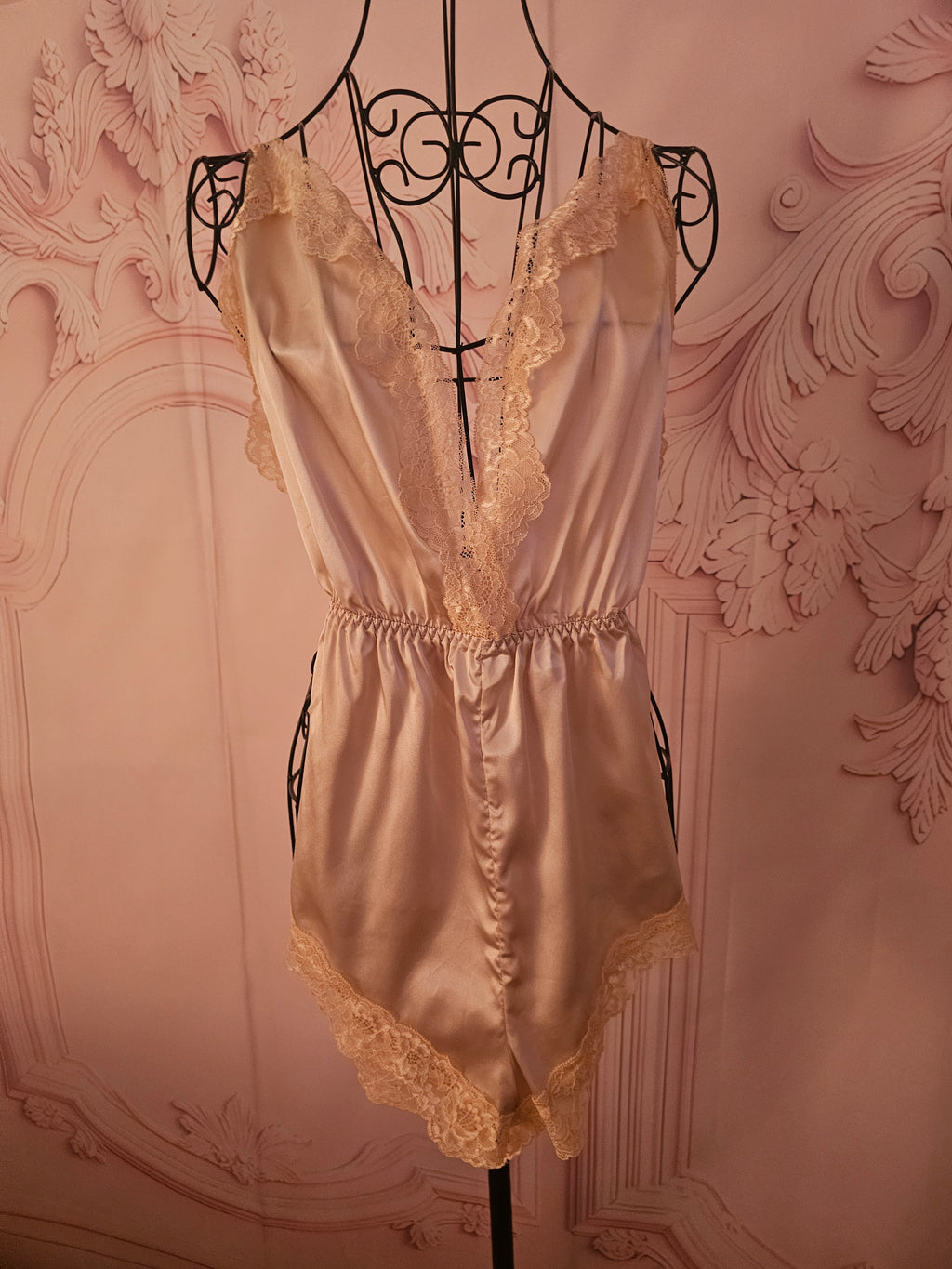Ladies Ivory Satin Chic Backless Shorts Sleepy Playsuit