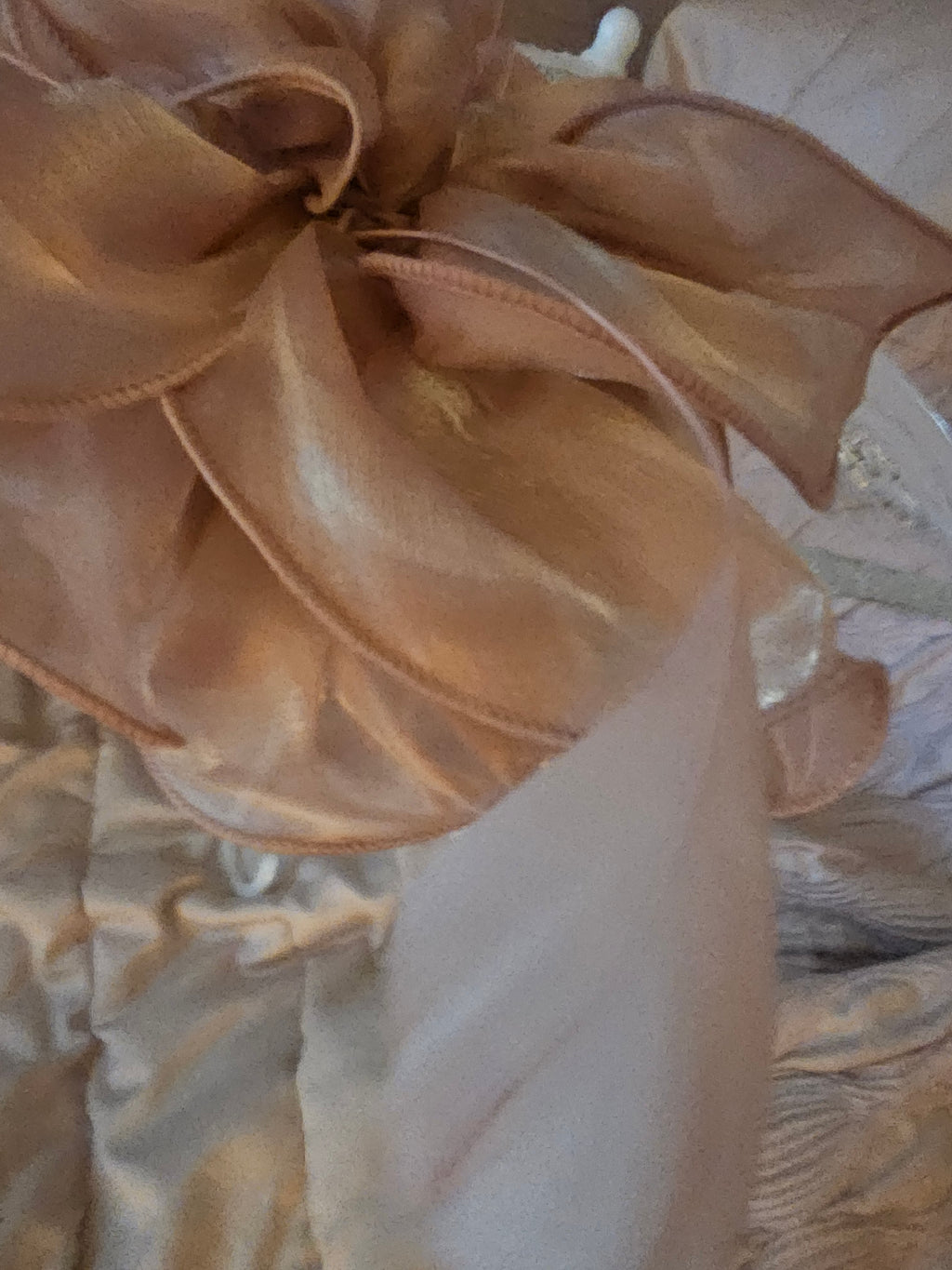 Ladies Dusky Pink fascinator