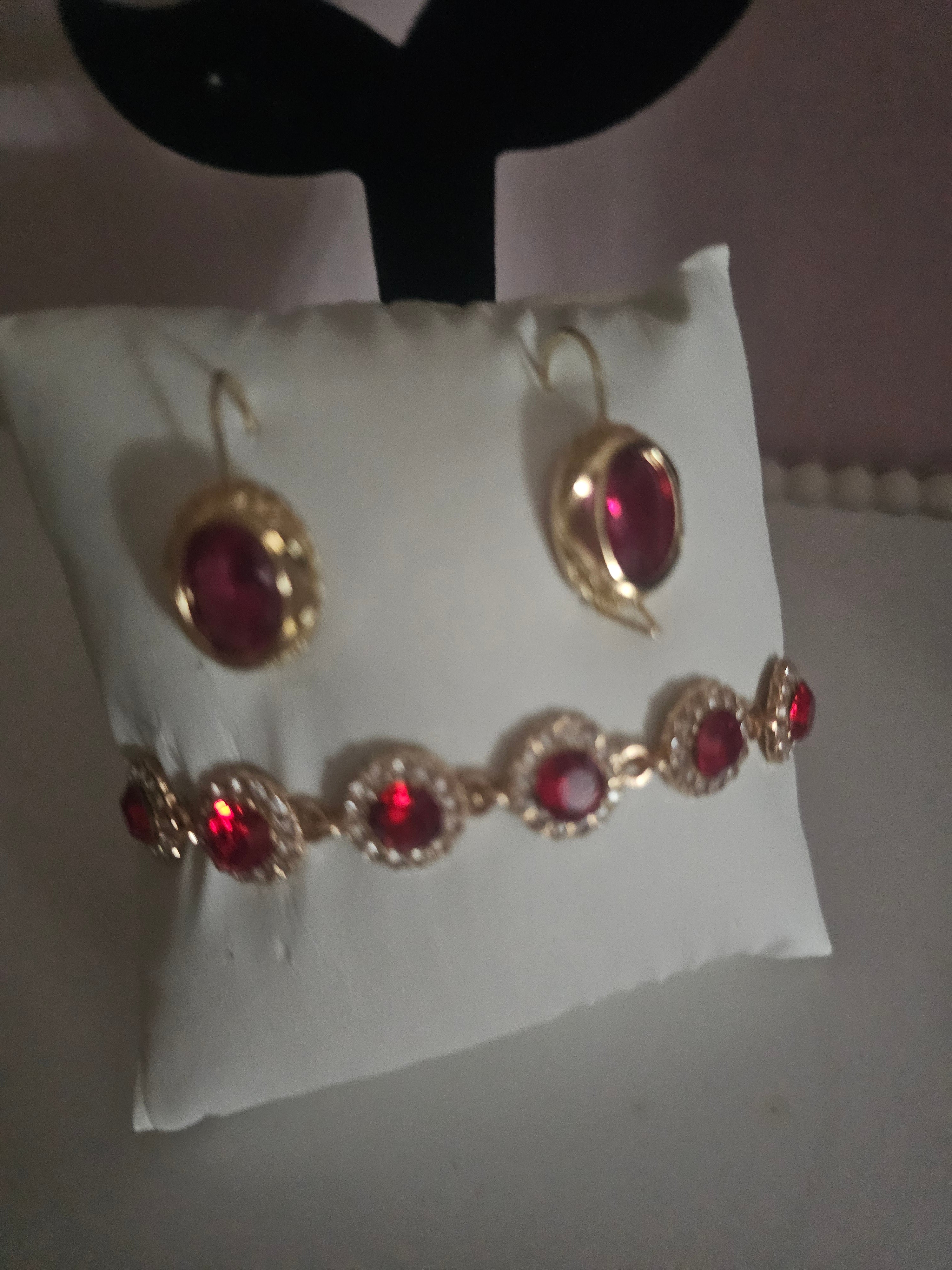 Ladies red Ruby drop pendant earrings with matching bracelet