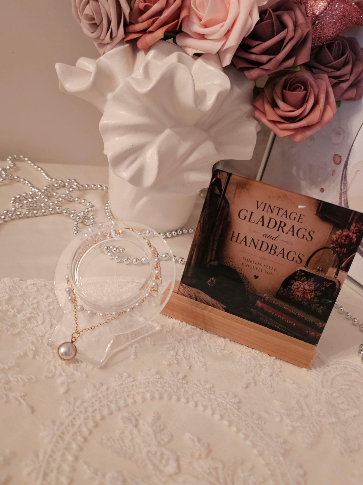 Ladies Gold and Pearl Chain Bracelet