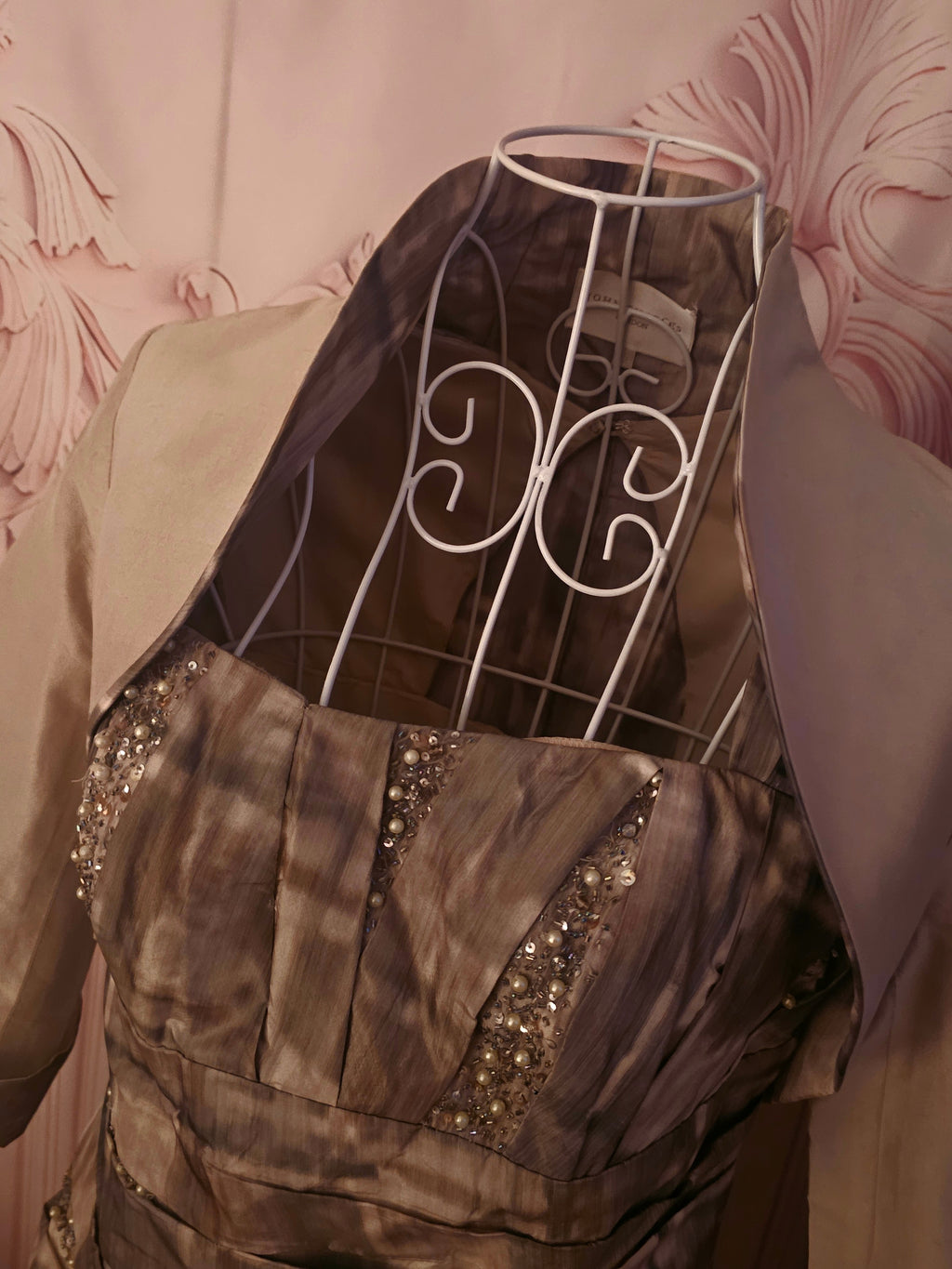 Ladies John Charles of London evening dress with matching Balerno jacket