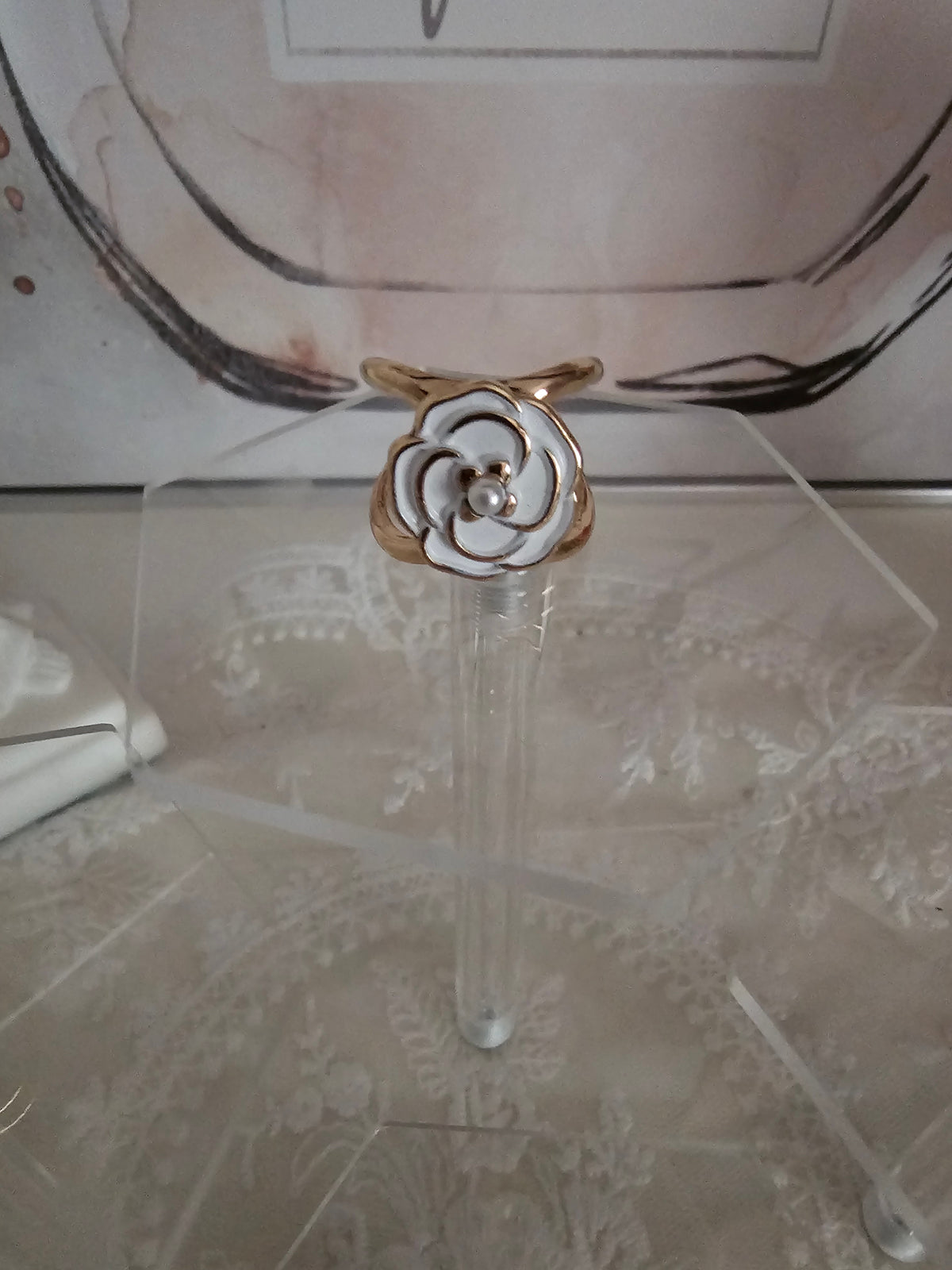 Ladies 4 x gold with pearl detailing dress rings size 7