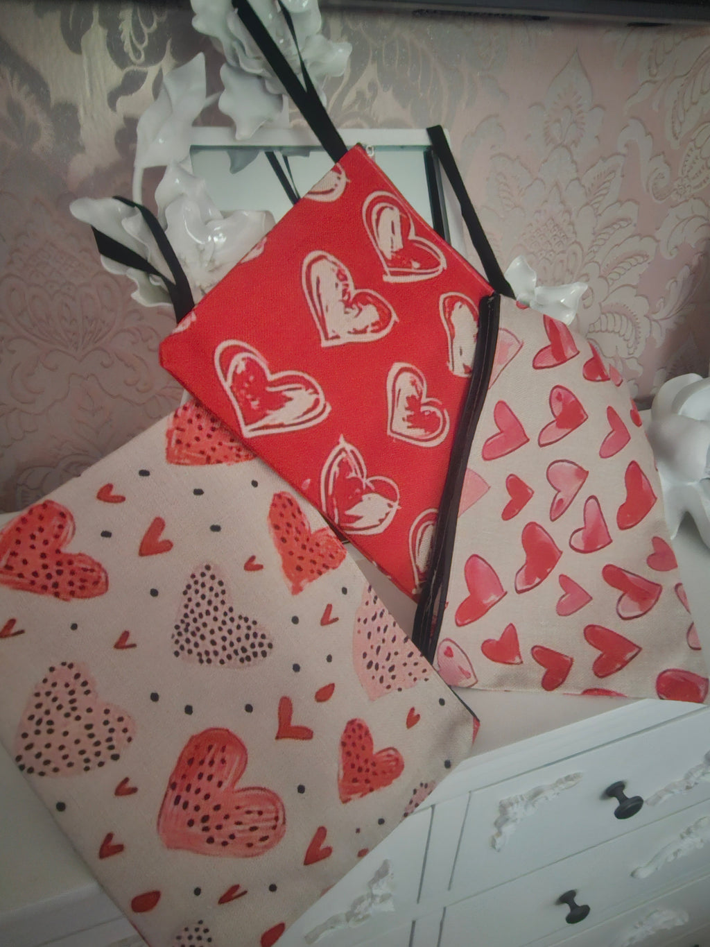 Ladies x 3 Large cosmetic bags