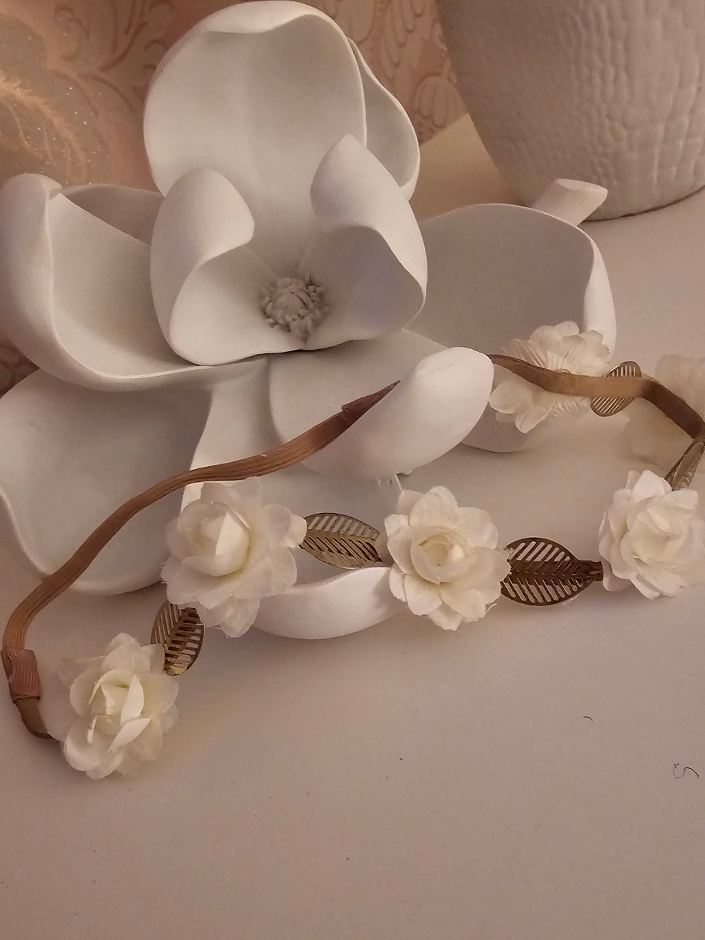Cream Flower & Gold Leaf Bridal Hair Accessory — Wedding Ready