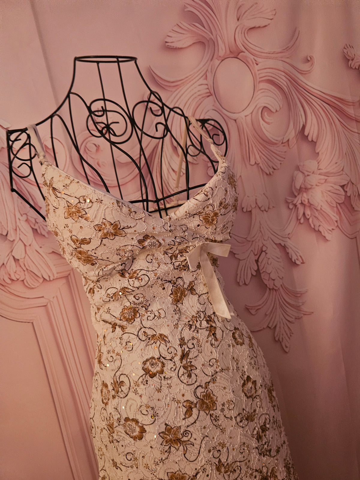 Ladies cream & gold pink ice Dress