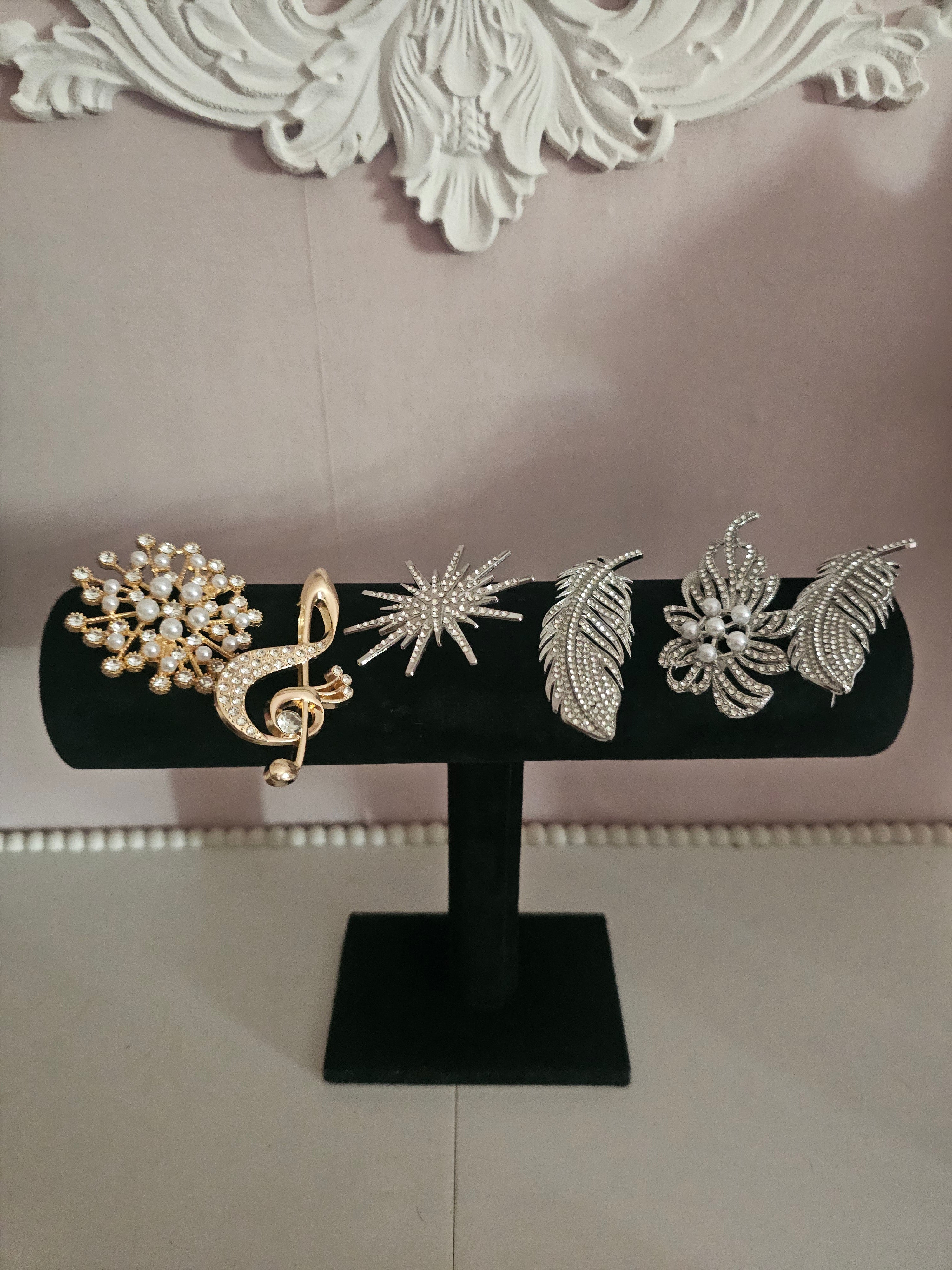 Ladies Selection of Classy Brooches