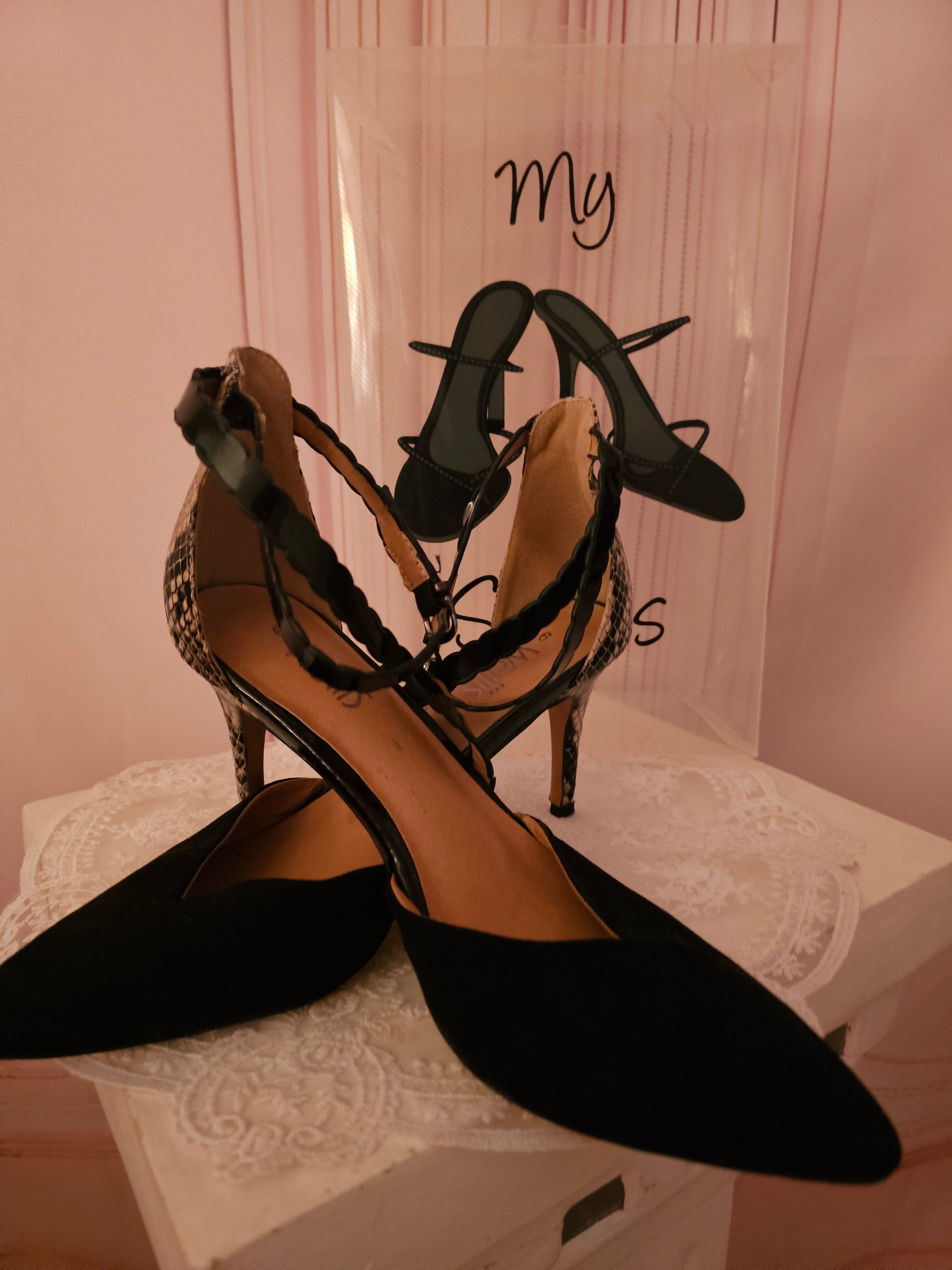 Ladies Wallis Ankle Strap Pointed toes Ankle Strap Heels
