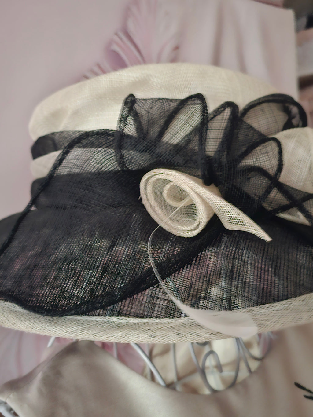 Ladies Stunning Black & Cream Wedding Hat