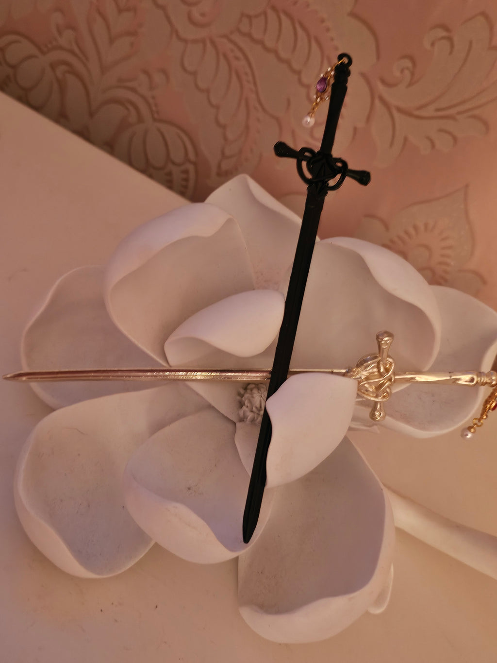 Ladies Black & Gold Large Metal Hair Pins