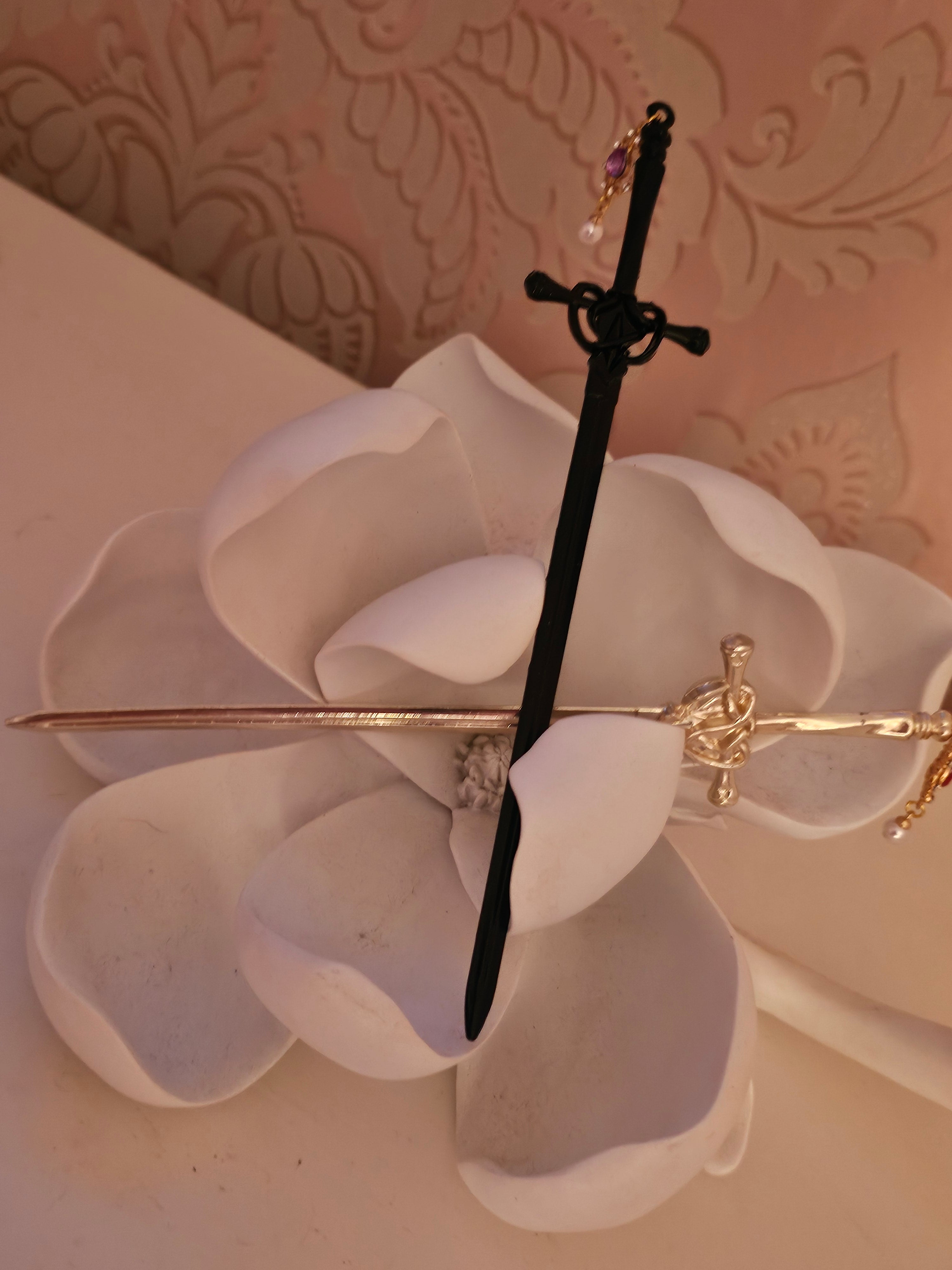 Ladies Black & Gold Large Metal Hair Pins
