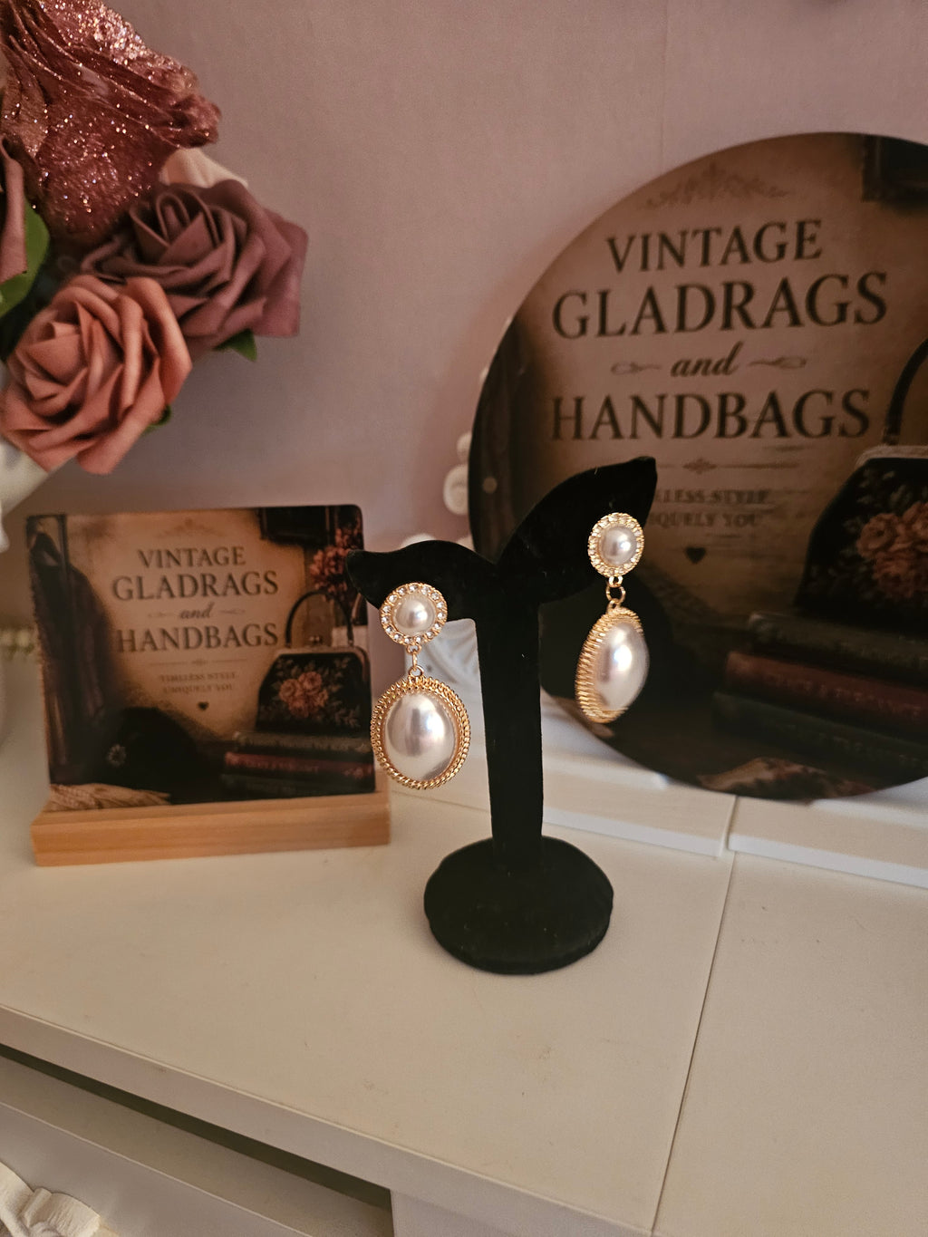 Ladies Pearl Oval Pendant Drop Earrings