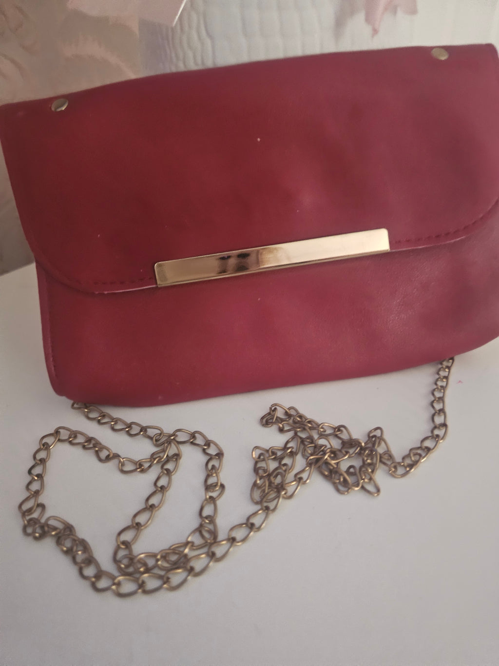 Ladies red small clutch bag with detachable chain strap