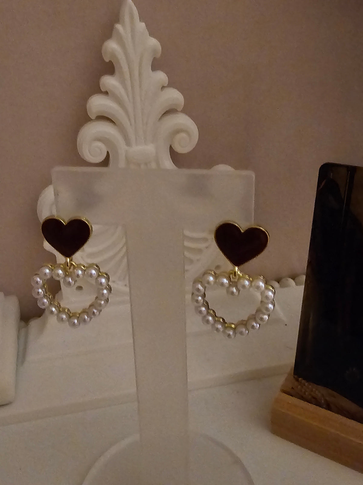 Ladies Pearl Drop Pendant Earrings x 2
