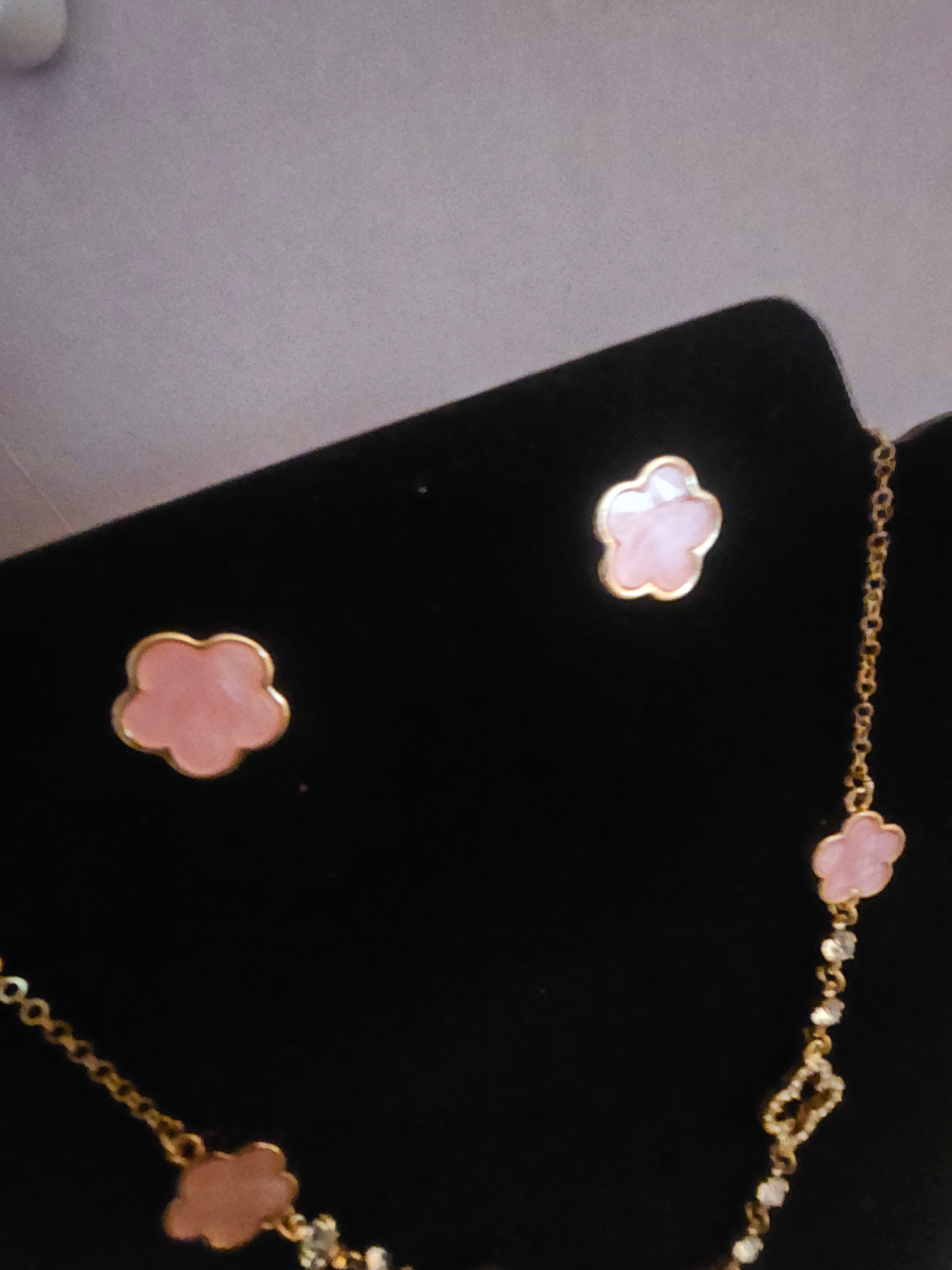 Pink and gold jewelled necklace with matching pink clover stud earrings