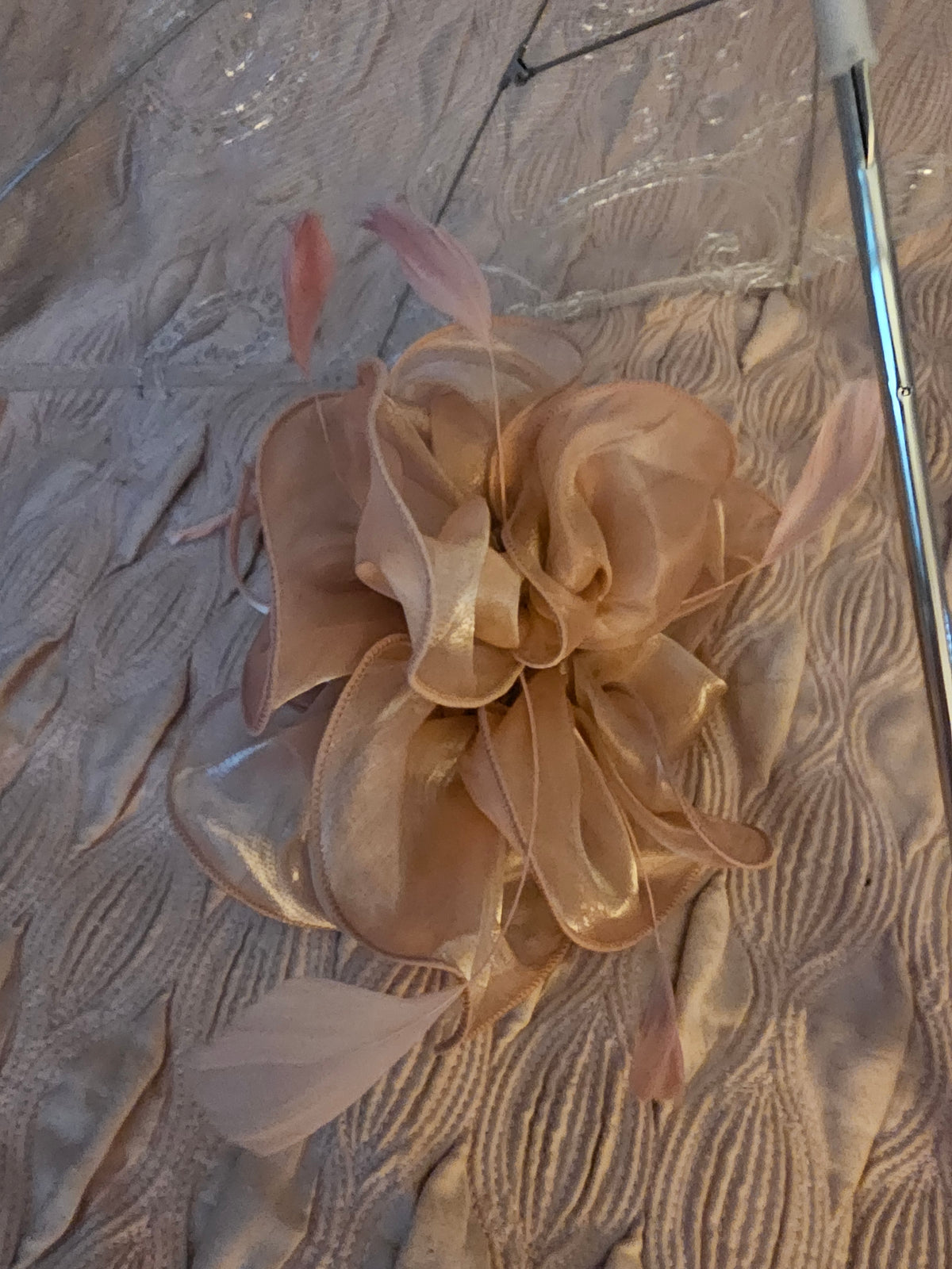 Ladies Dusky Pink fascinator