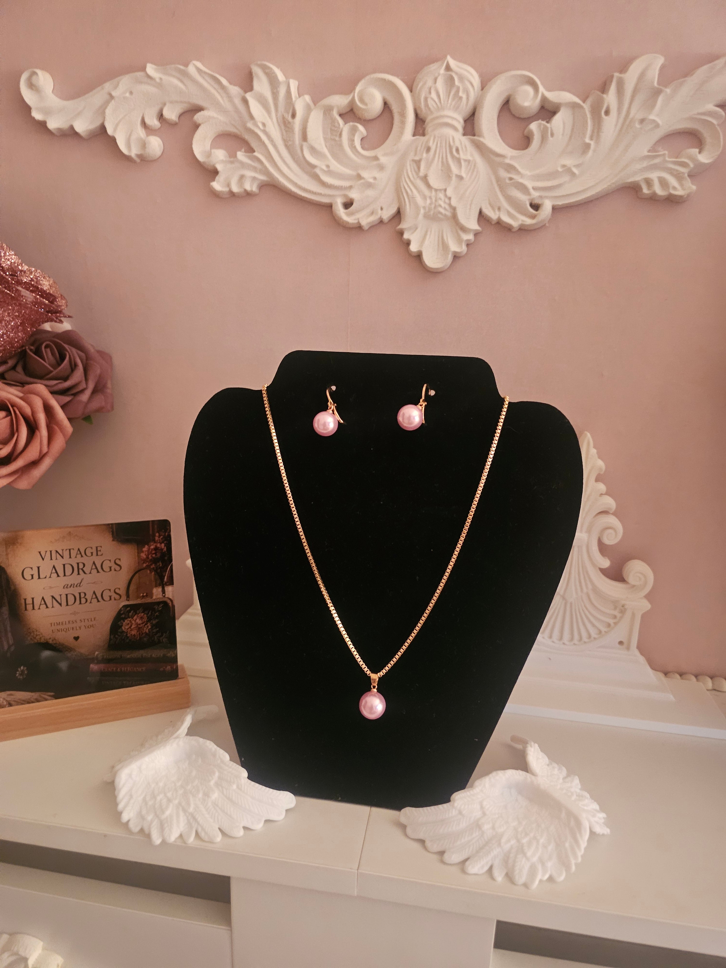 Ladies Pink Pearl Jewellery Set
