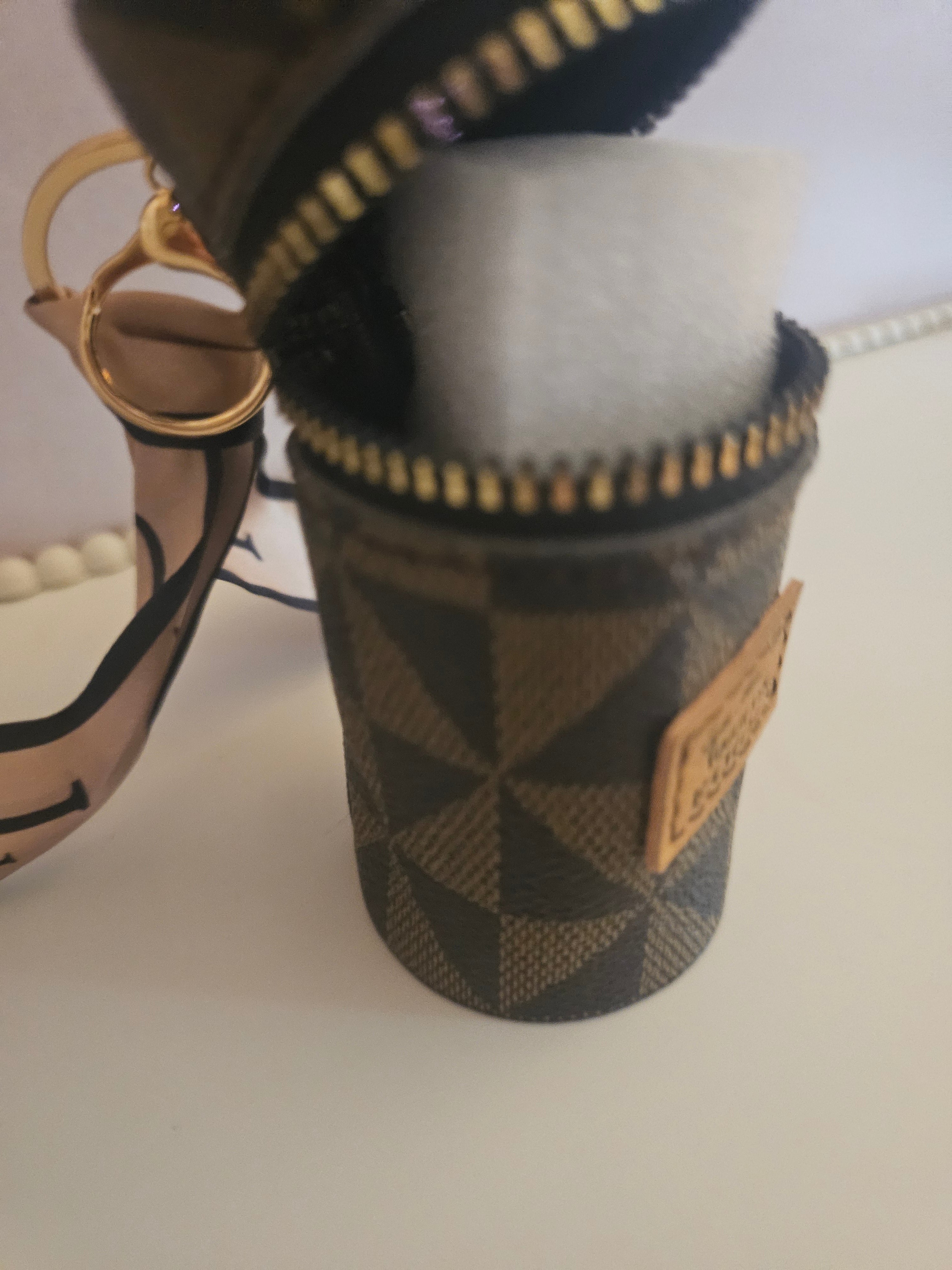 Brown Check Lipstick or Eye Holder Accessory