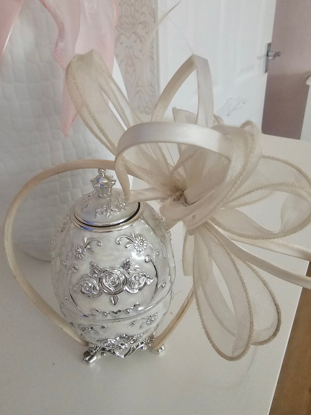 Ladies Ivory Headband style Fascinator