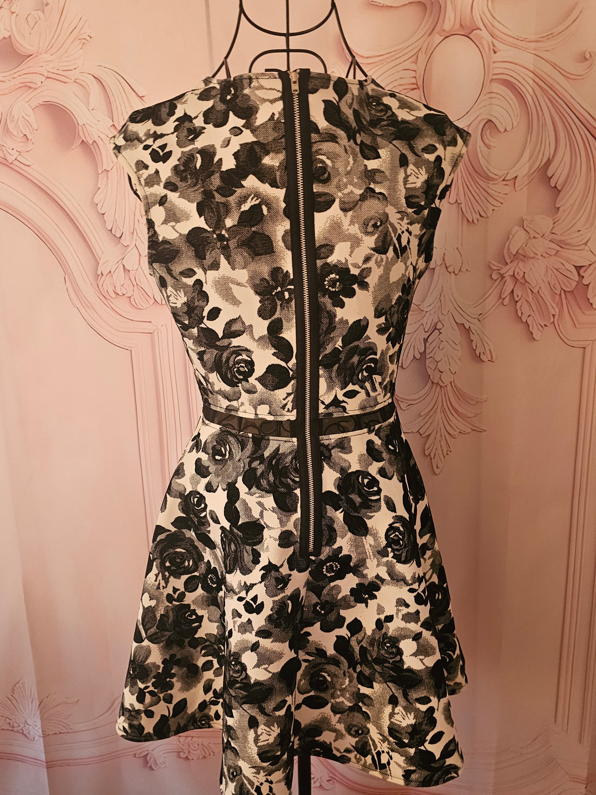 Ladies Black Lacy Love Evening Dress