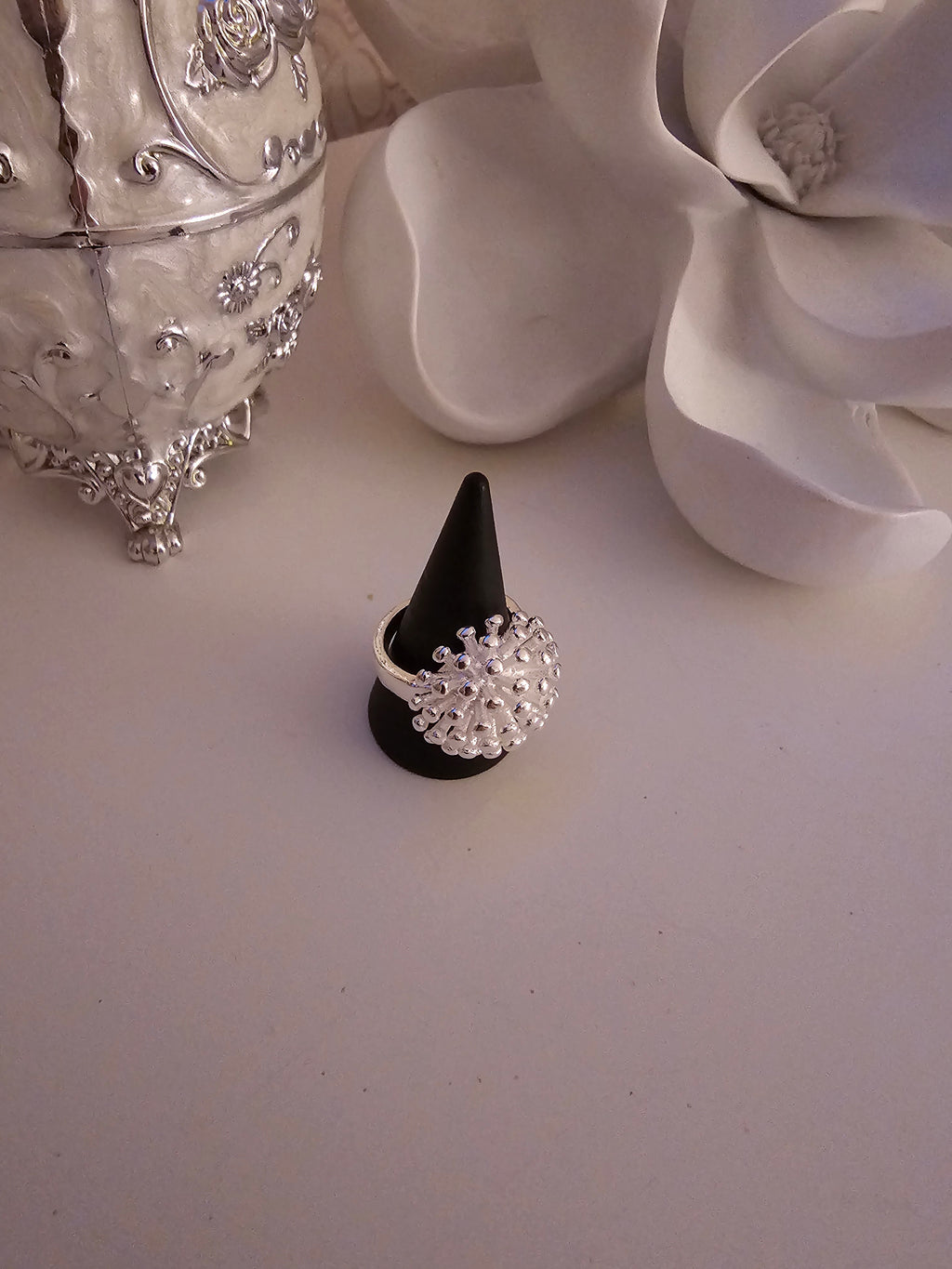 Ladies Silver Ball Spiked Design Dress Ring