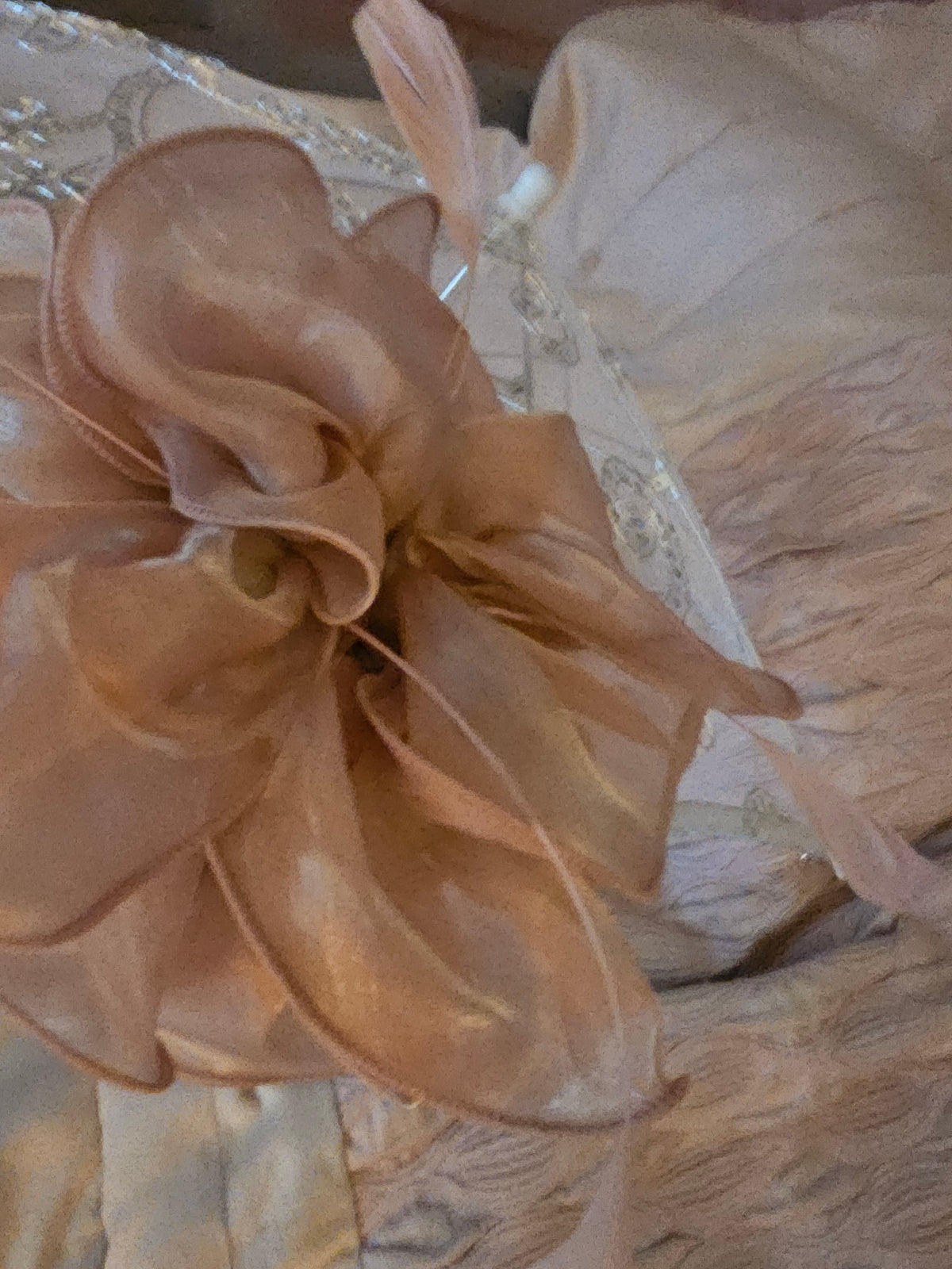 Ladies Dusky Pink fascinator