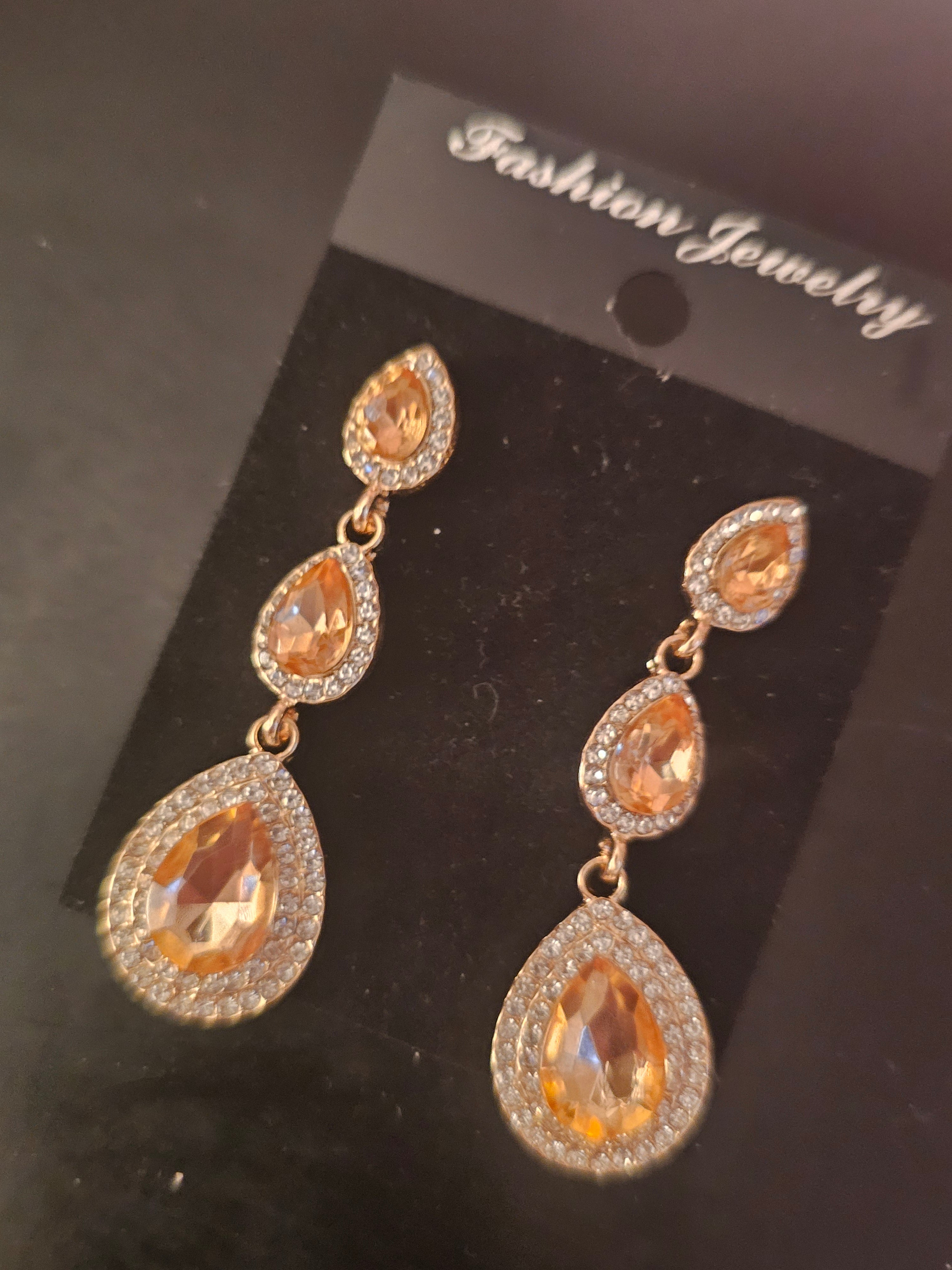 Ladies amber drop pendant classy earrings