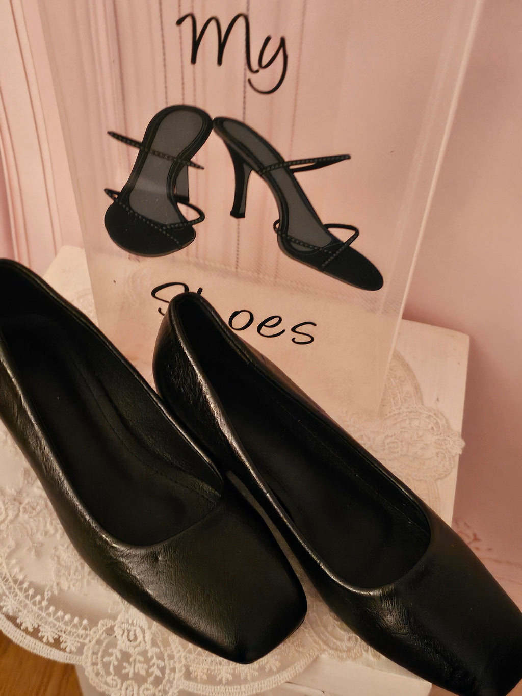 Ladies Black Leather Square Toed Cube heeled Court Shoes