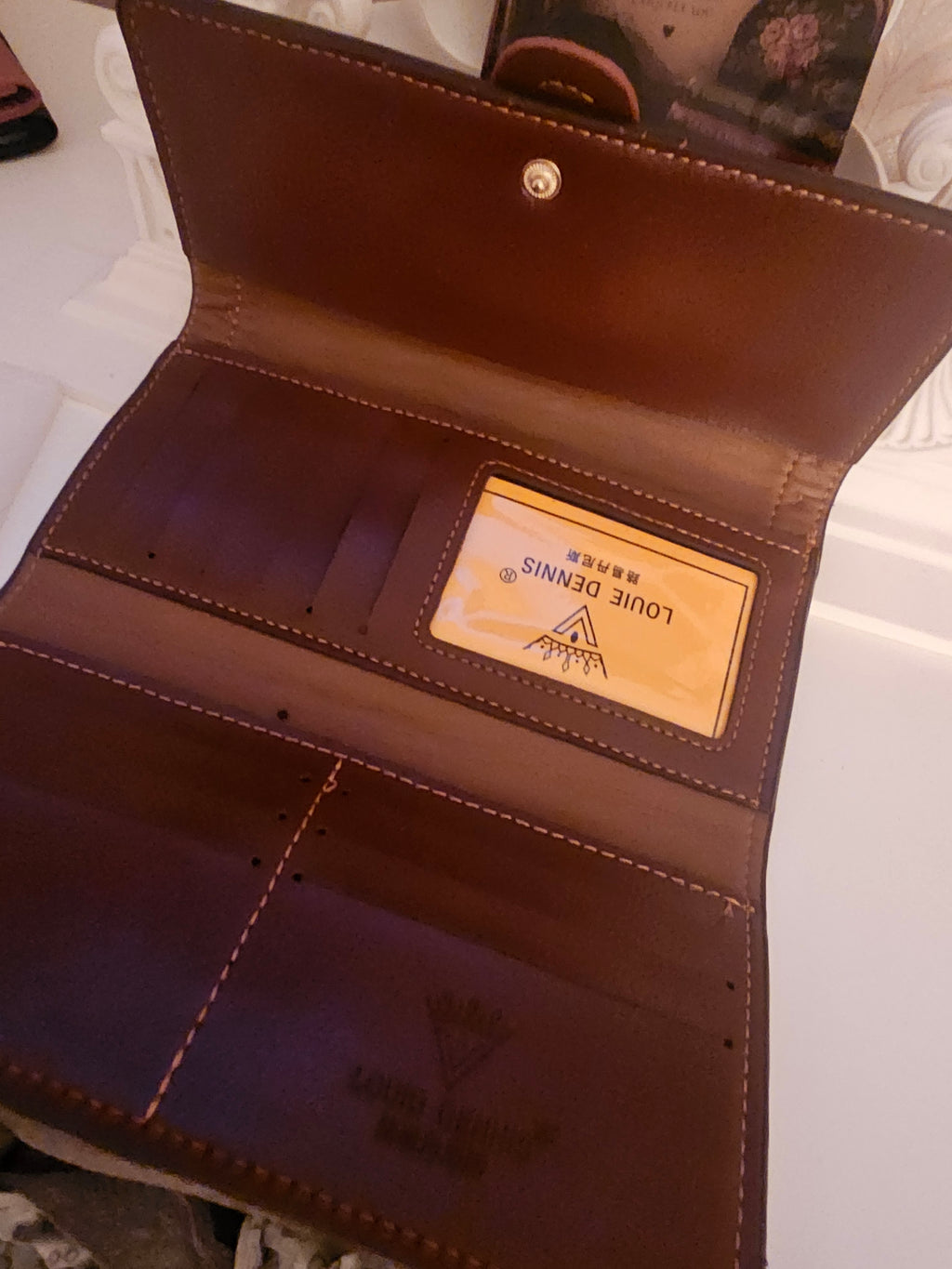 Ladies Louid Dennis Brown Purse with Buckle Fastening