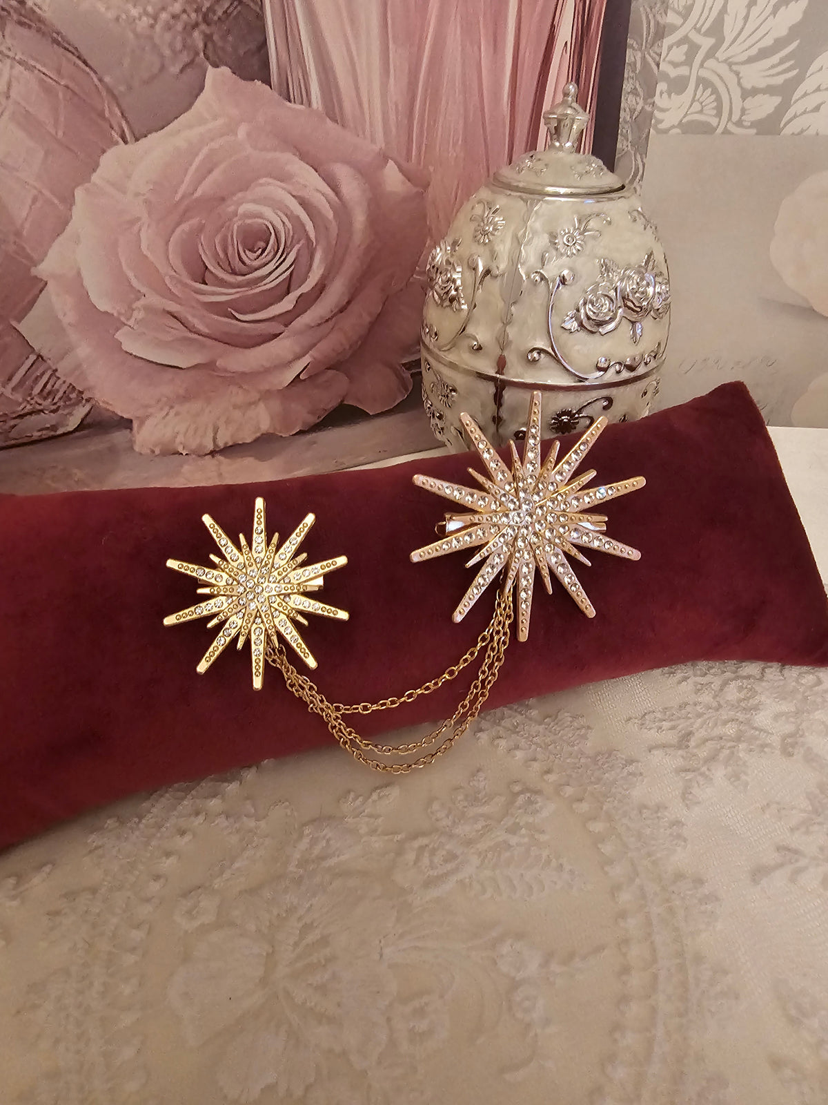 Ladies Classy Double Gold Diamonte Starburst with attached Chain Brooch
