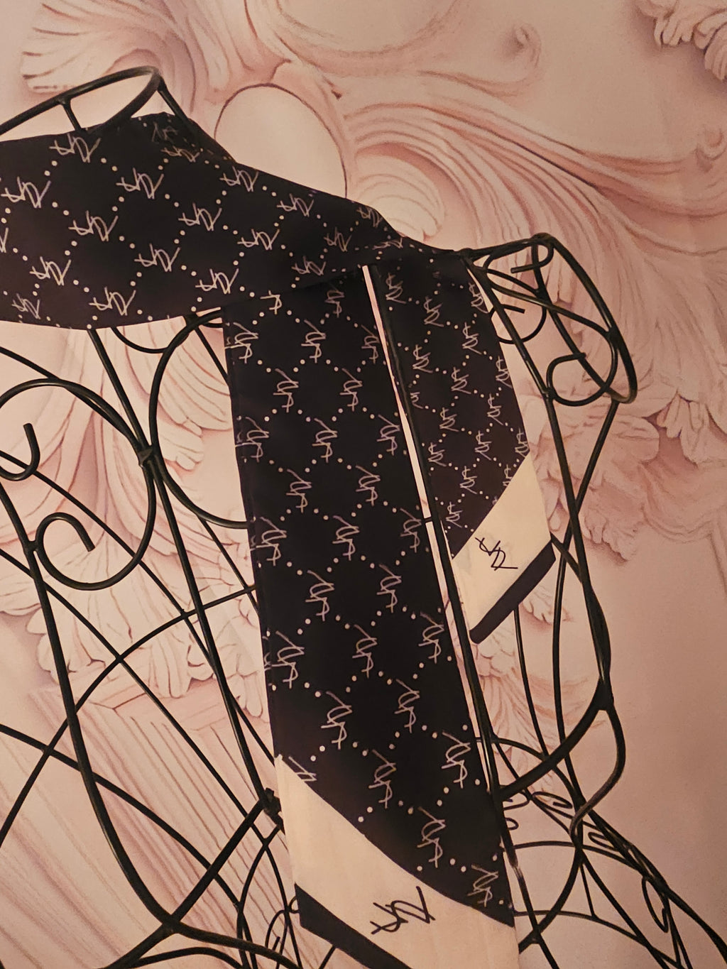 Ladies Black & Cream Silk Neck Tie Scarf