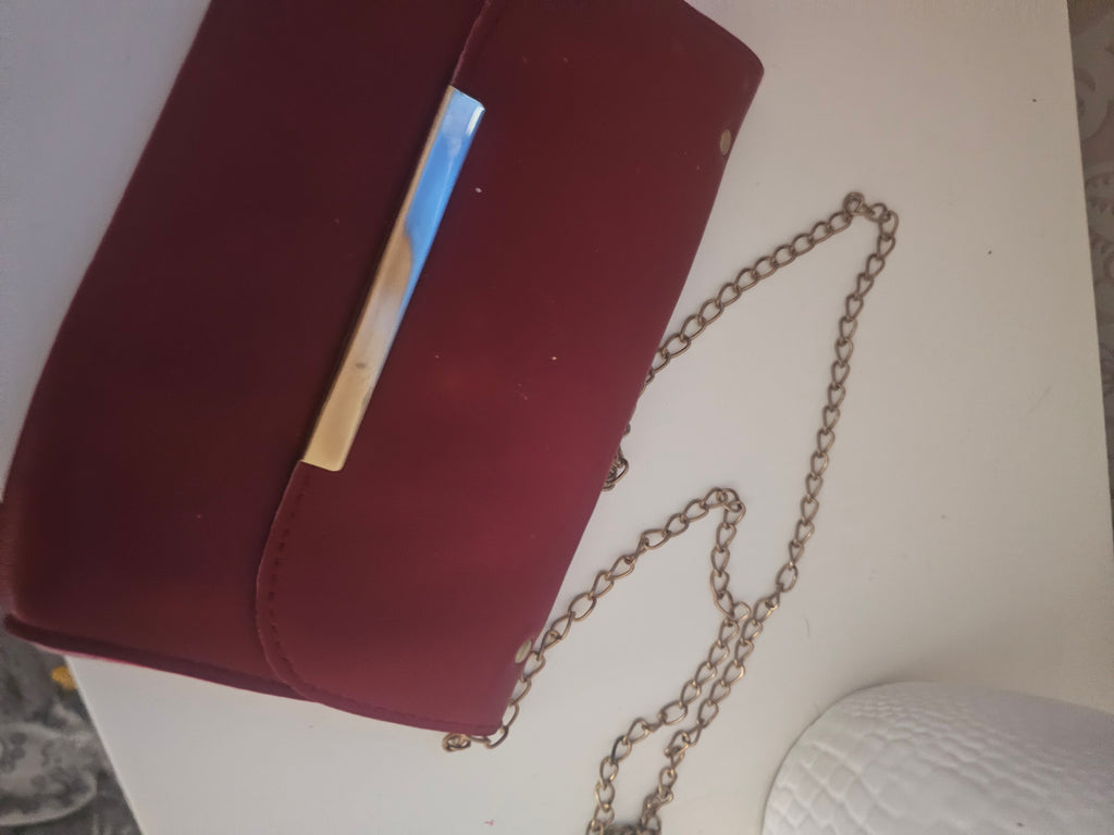 Ladies red small clutch bag with detachable chain strap