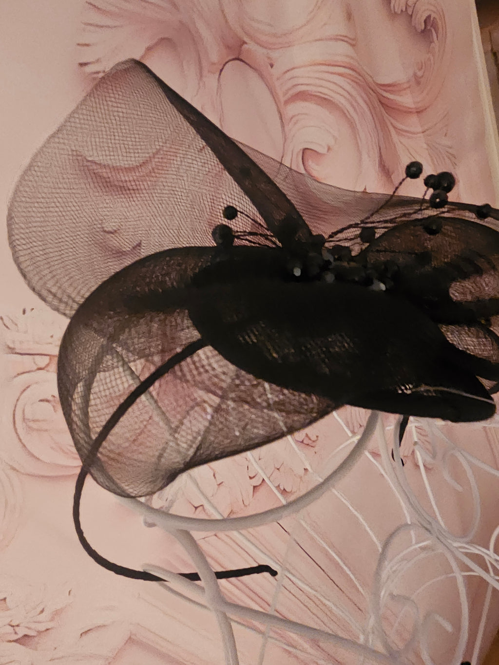 Ladies black classy fascinator